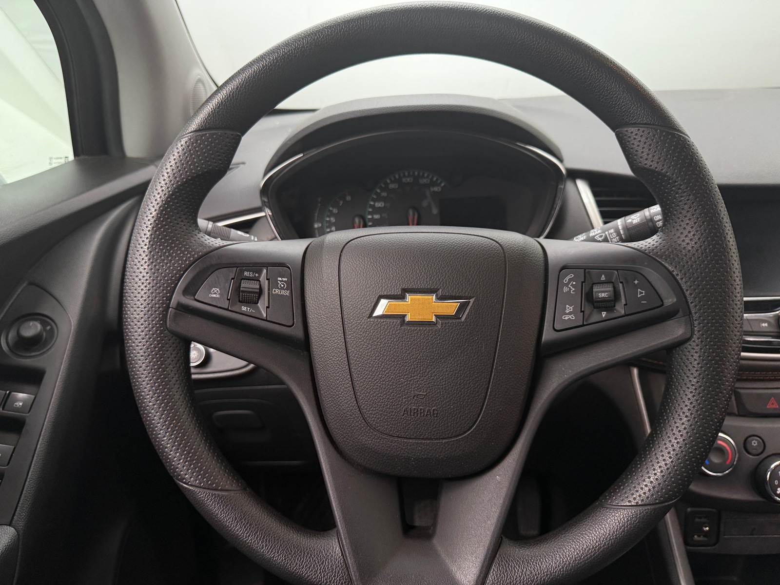 Thumbnail: 2020 Chevrolet Trax - 5