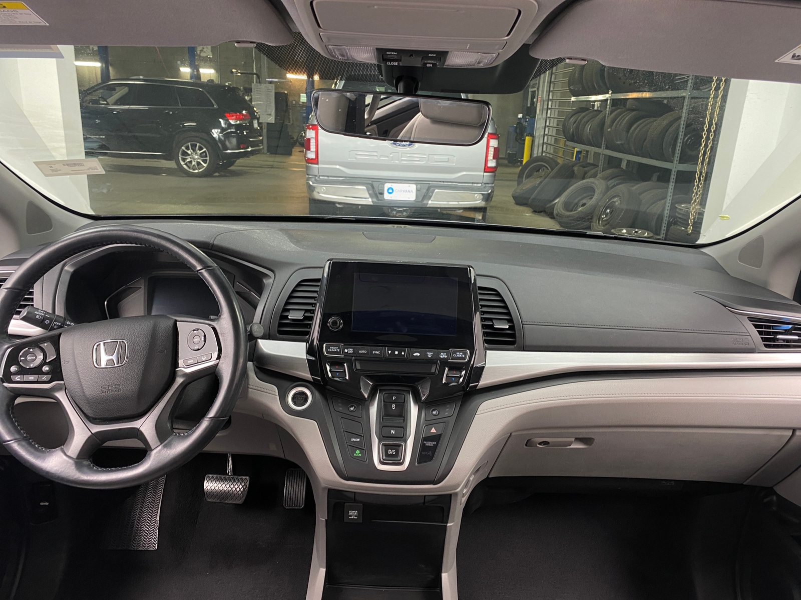 Thumbnail: 2019 Honda Odyssey - 2
