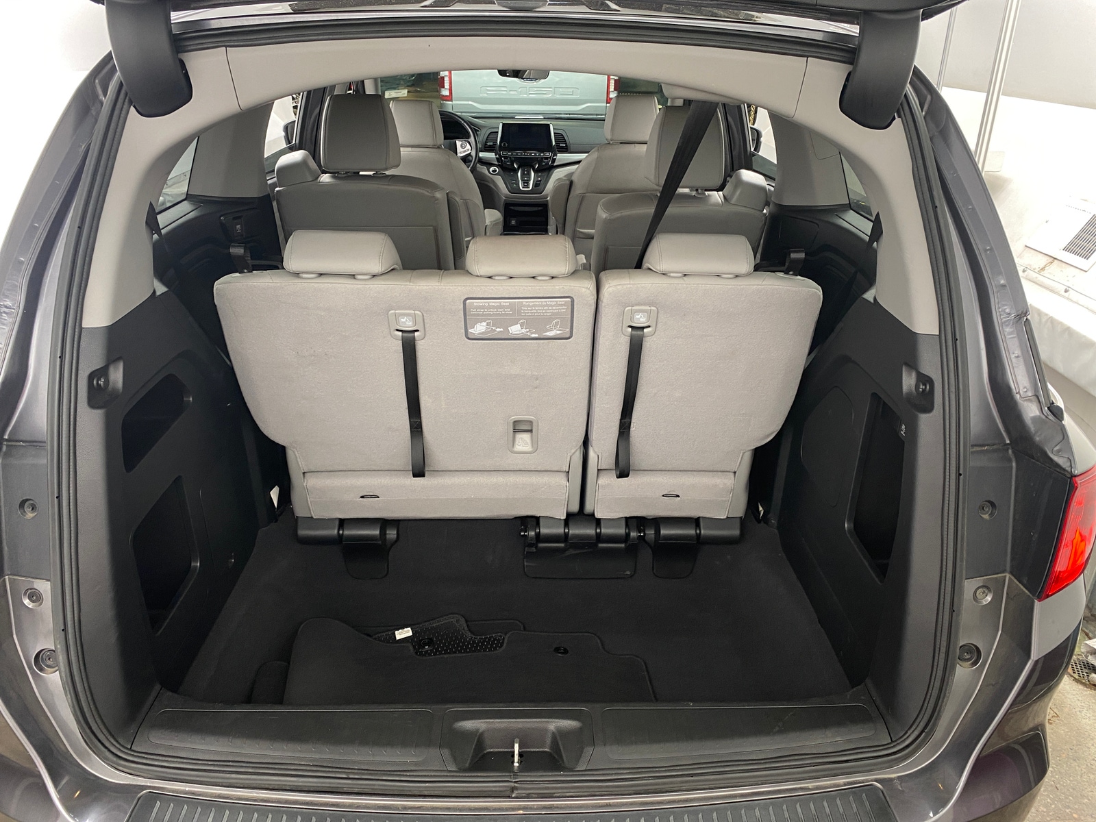 Thumbnail: 2019 Honda Odyssey - 6