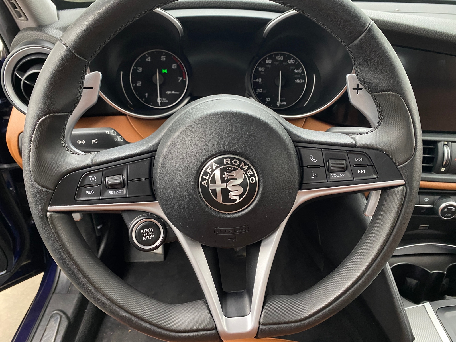 Thumbnail: 2018 Alfa Romeo Giulia - 4