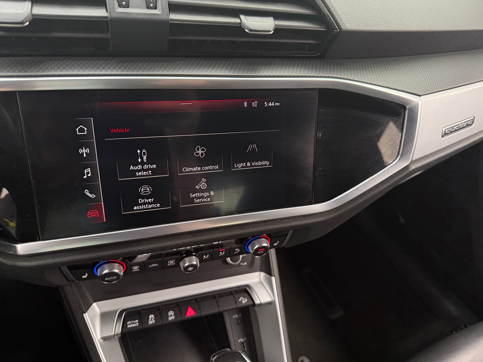 Thumbnail: 2020 Audi Q3 - 3