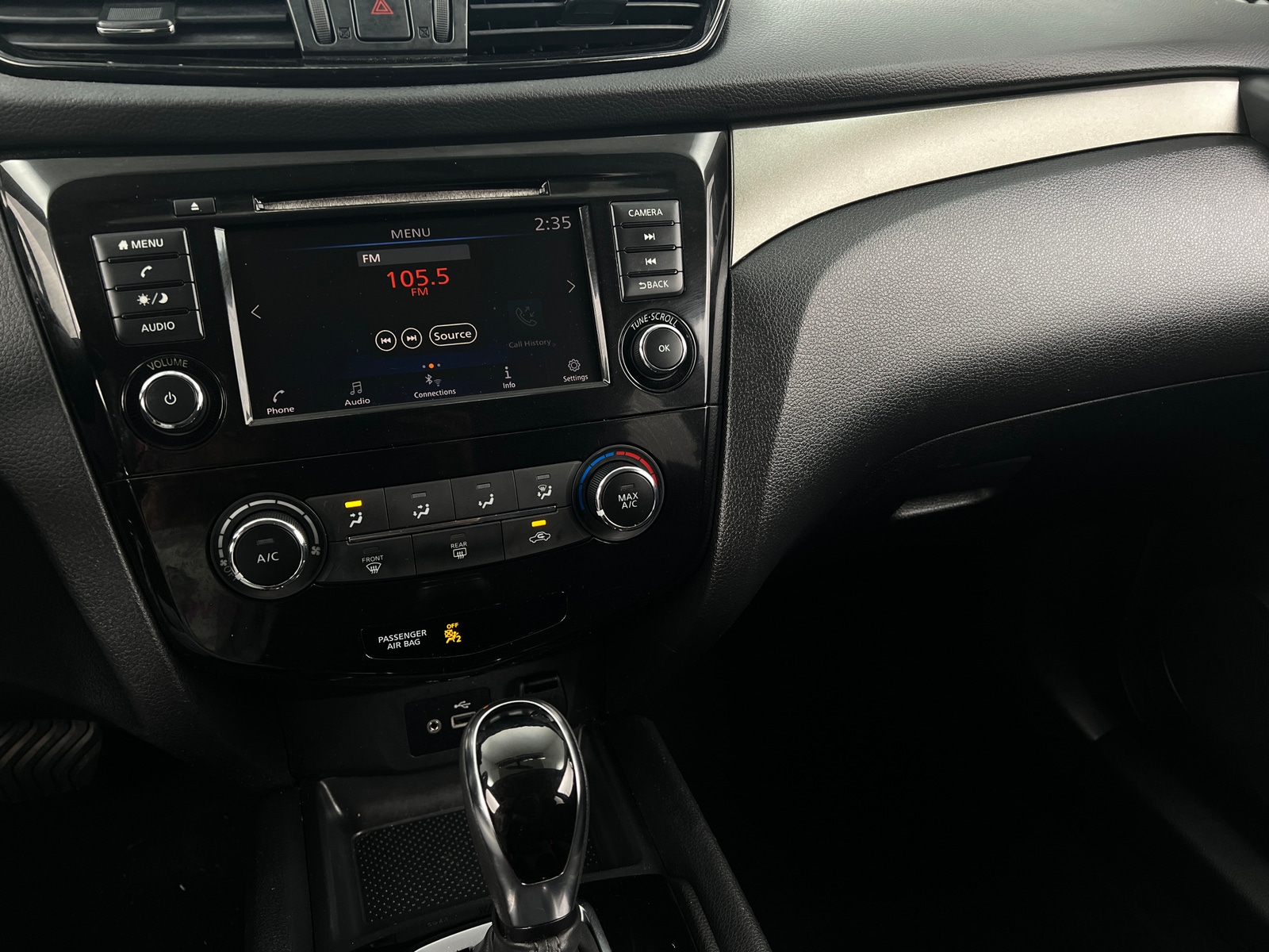 Thumbnail: 2019 Nissan Rogue Sport - 4