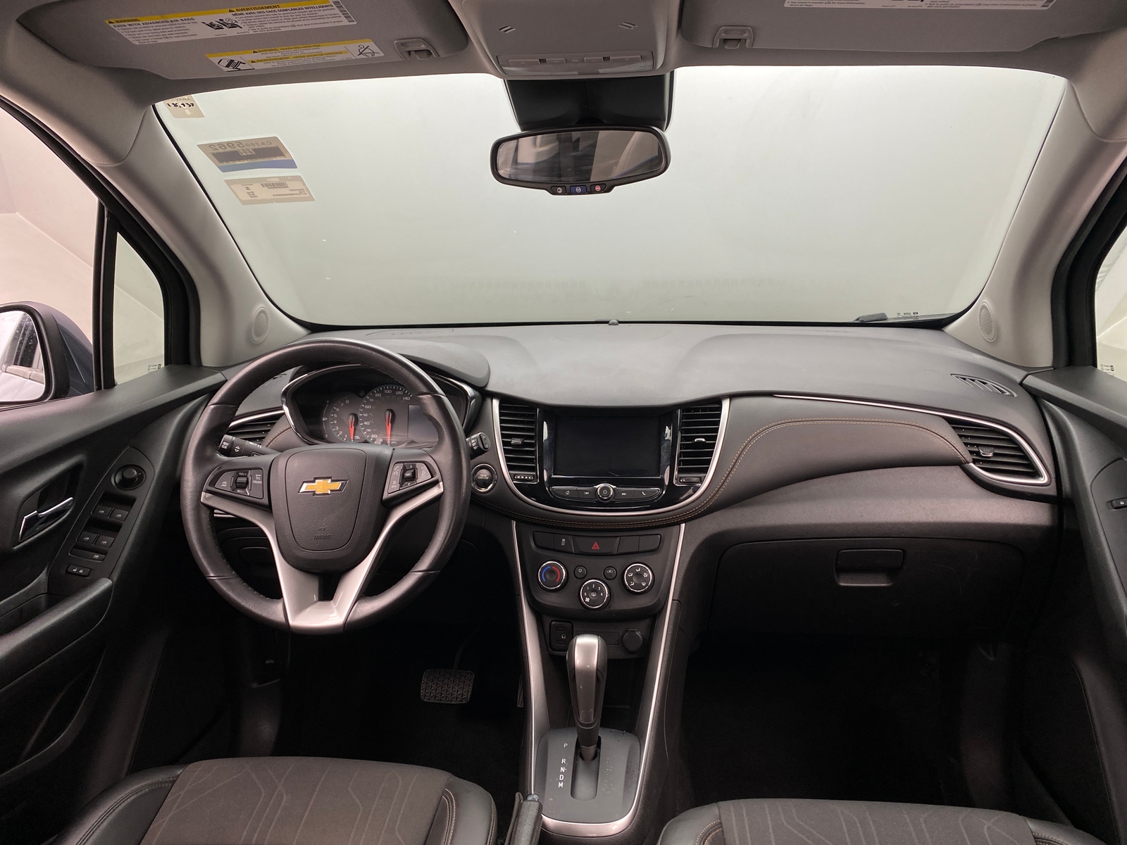 Thumbnail: 2022 Chevrolet Trax - 3