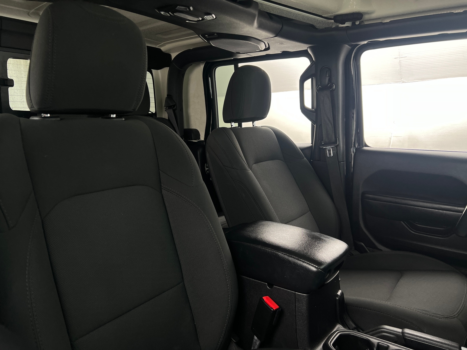 Thumbnail: 2021 Jeep Gladiator - 2