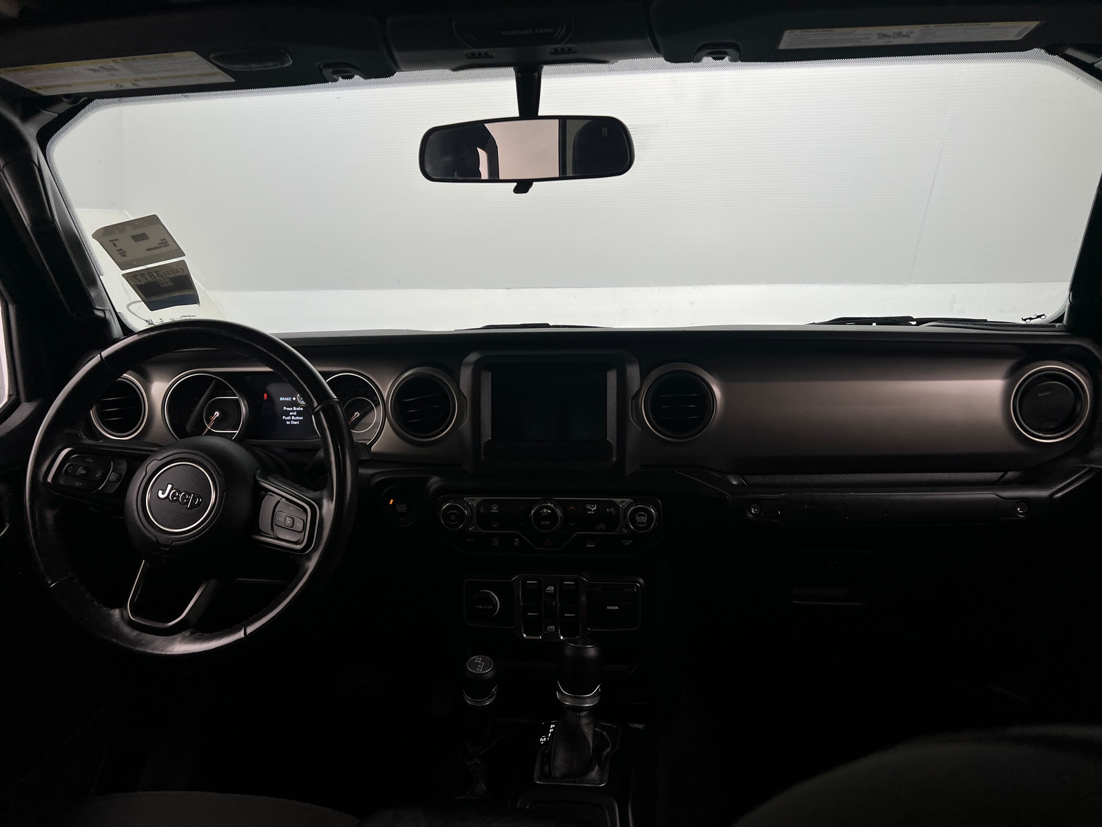 Thumbnail: 2021 Jeep Gladiator - 3