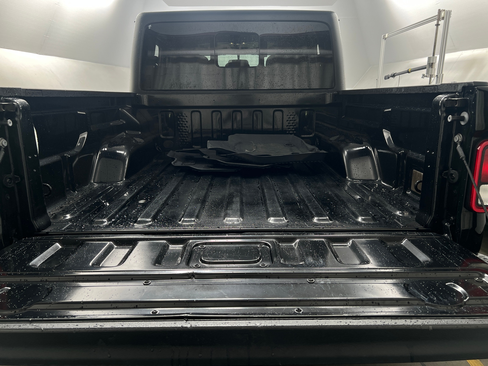 Thumbnail: 2021 Jeep Gladiator - 7