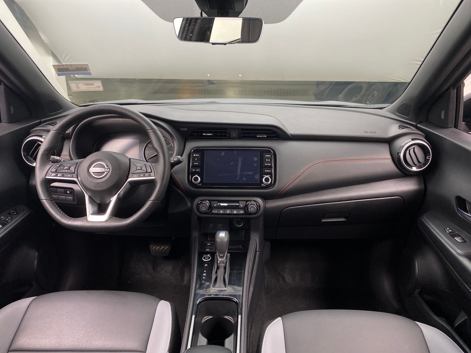 Thumbnail: 2023 Nissan Kicks - 3