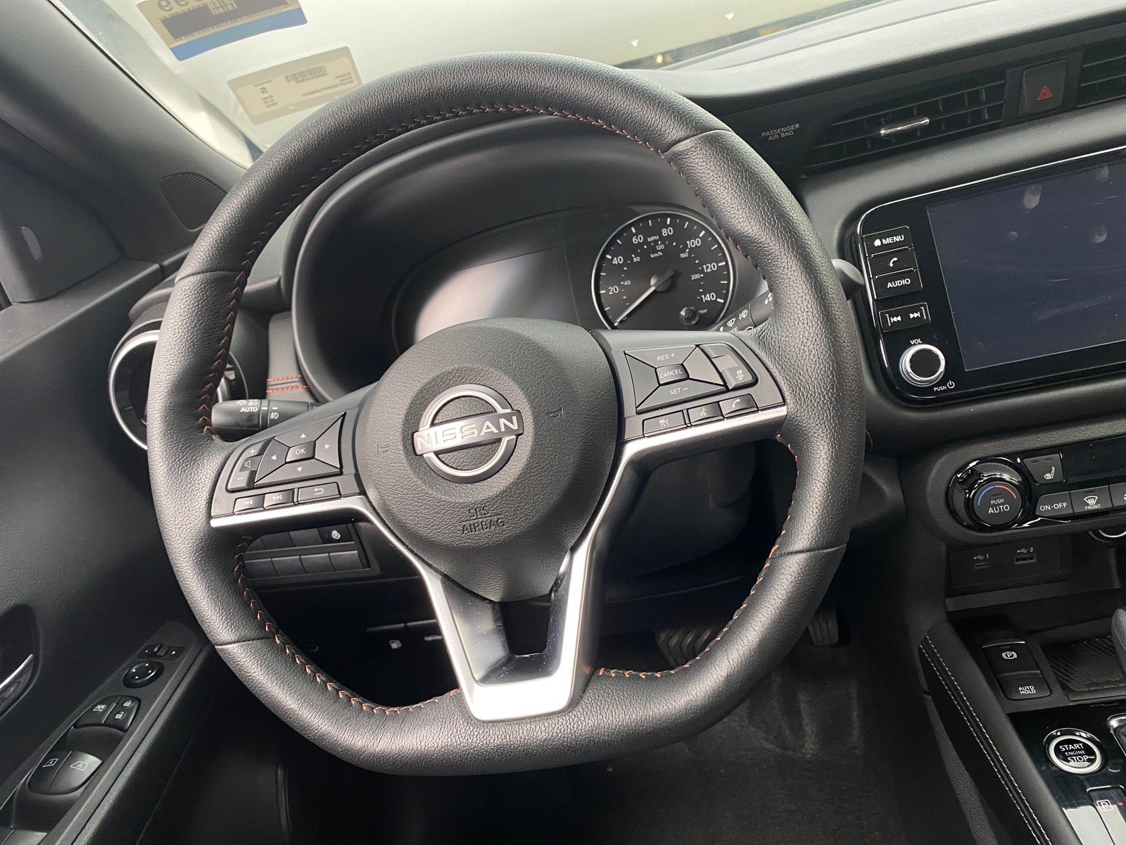 Thumbnail: 2023 Nissan Kicks - 5