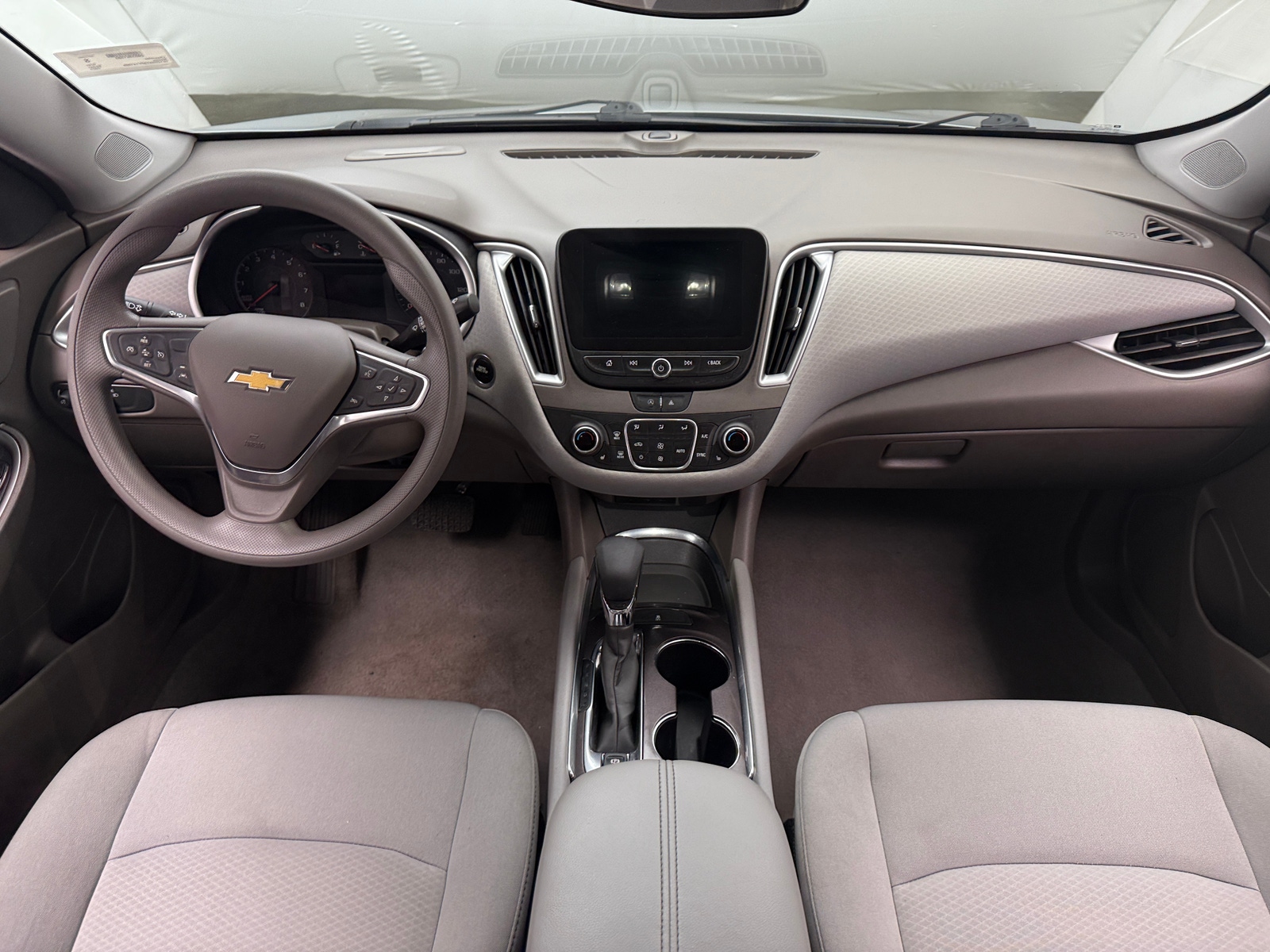 Thumbnail: 2023 Chevrolet Malibu - 3
