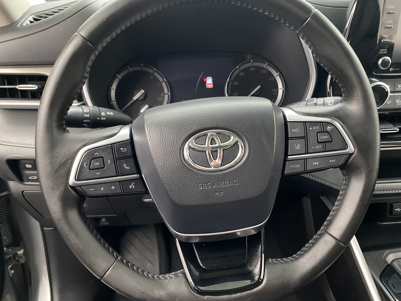 Thumbnail: 2021 Toyota Highlander - 4
