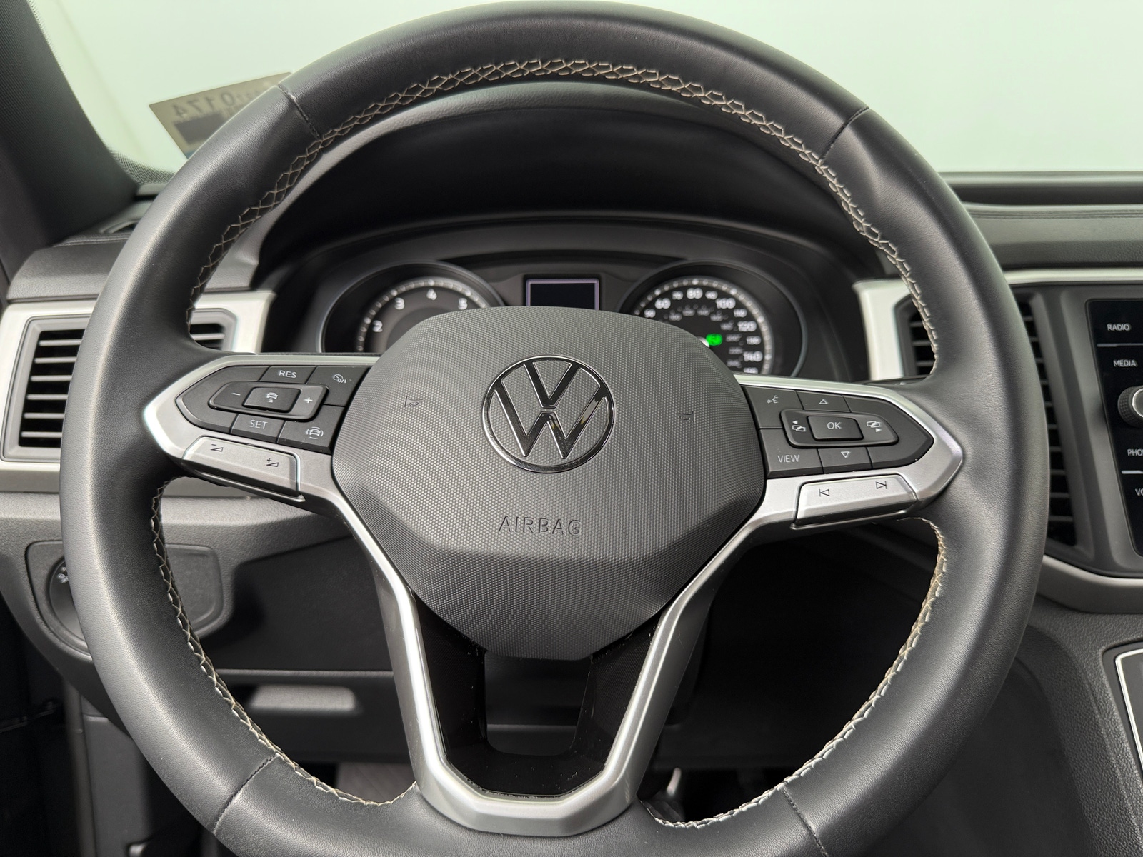 Thumbnail: 2021 Volkswagen Atlas - 4