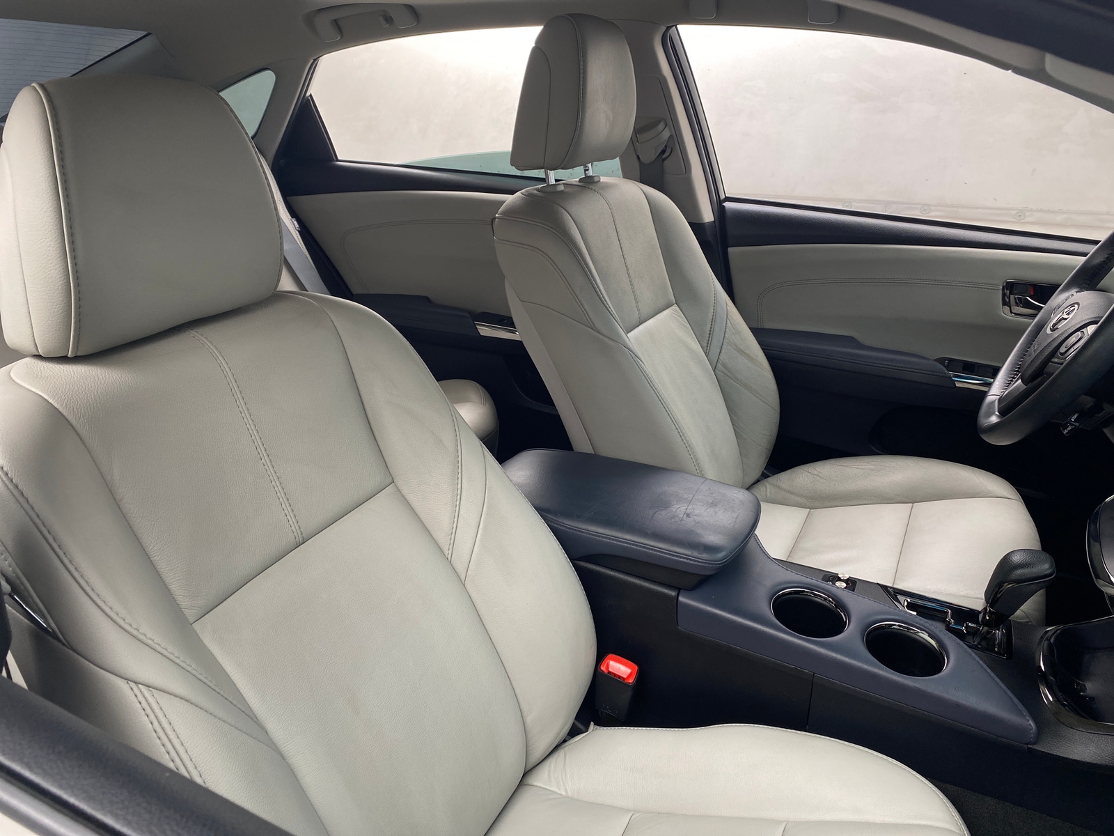 Thumbnail: 2014 Toyota Avalon - 2