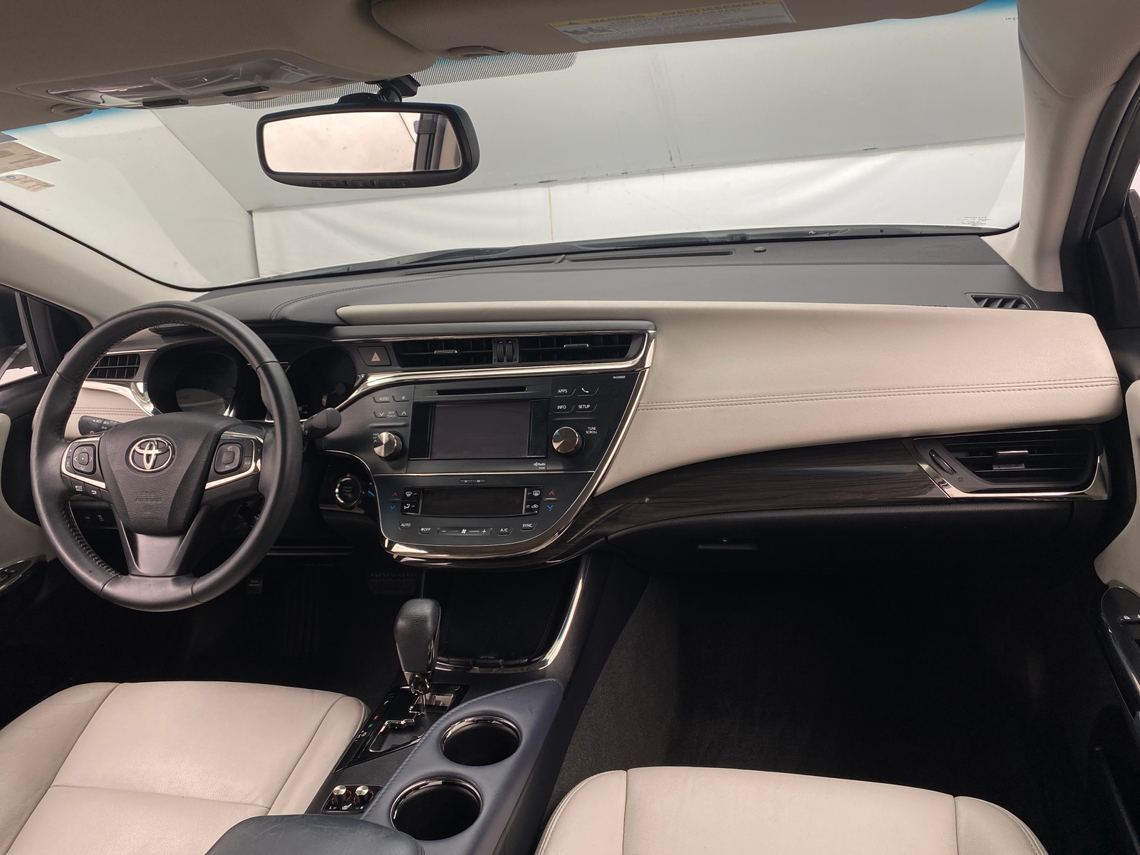Thumbnail: 2014 Toyota Avalon - 3