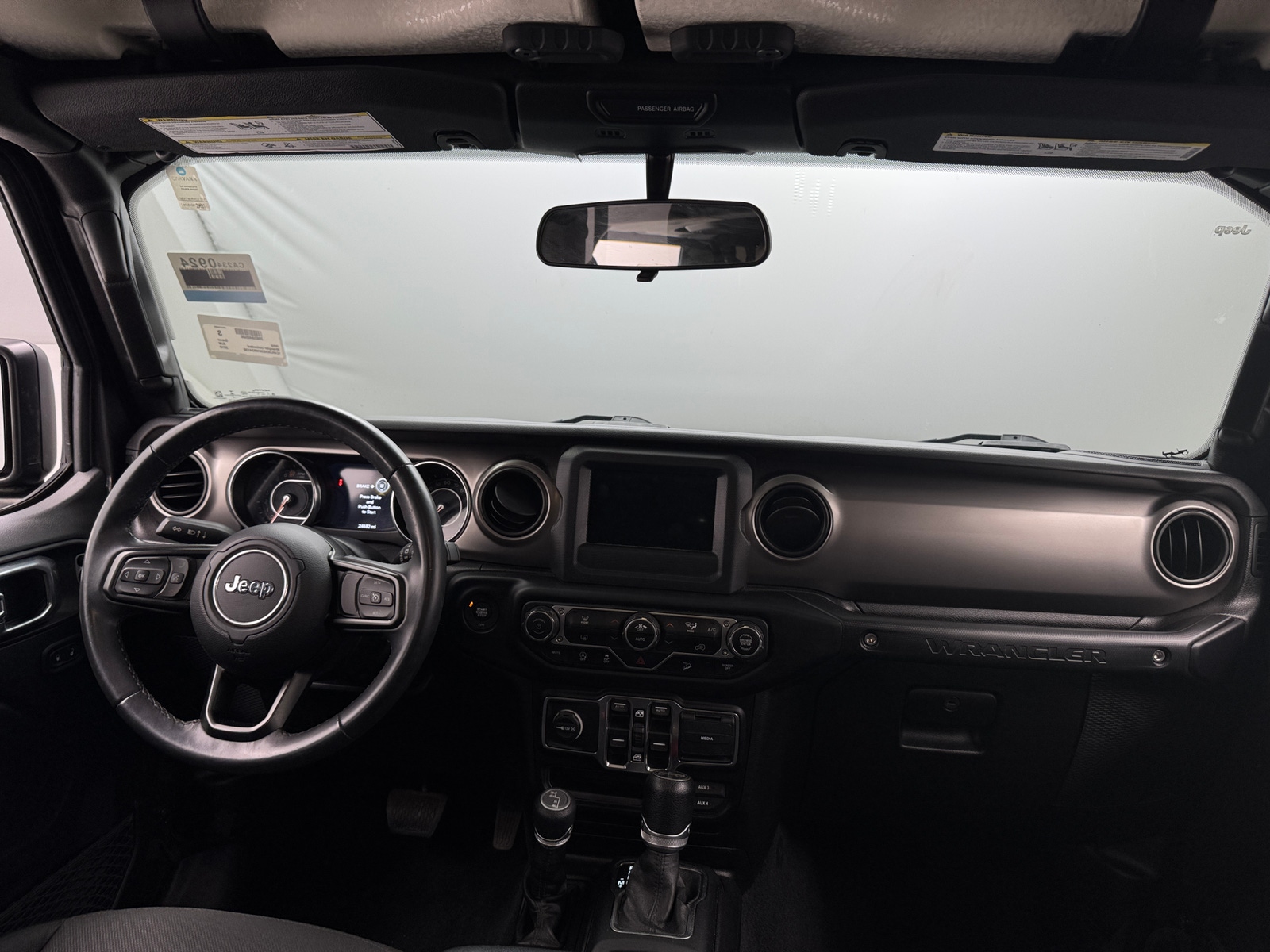 Thumbnail: 2019 Jeep Wrangler - 3