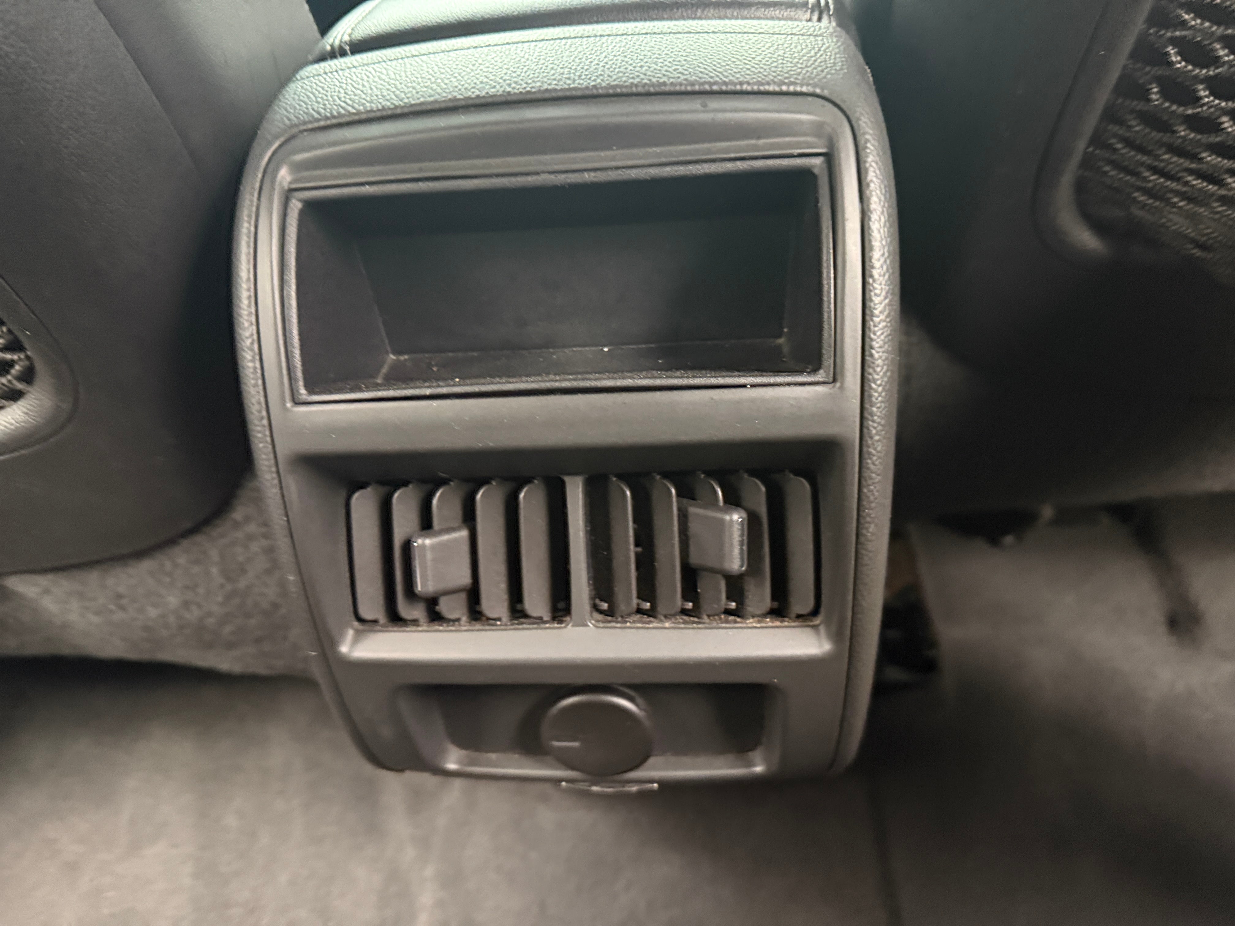 Image 5 of 2012 Cadillac SRX base