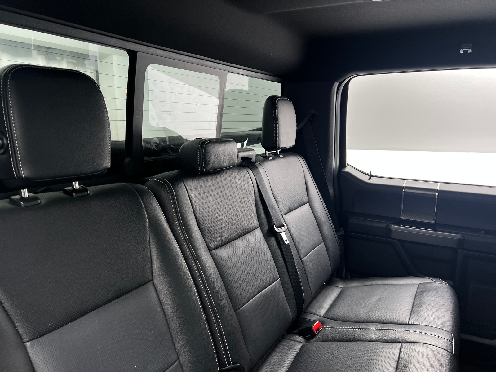 Thumbnail: 2018 Ford Econoline - 6