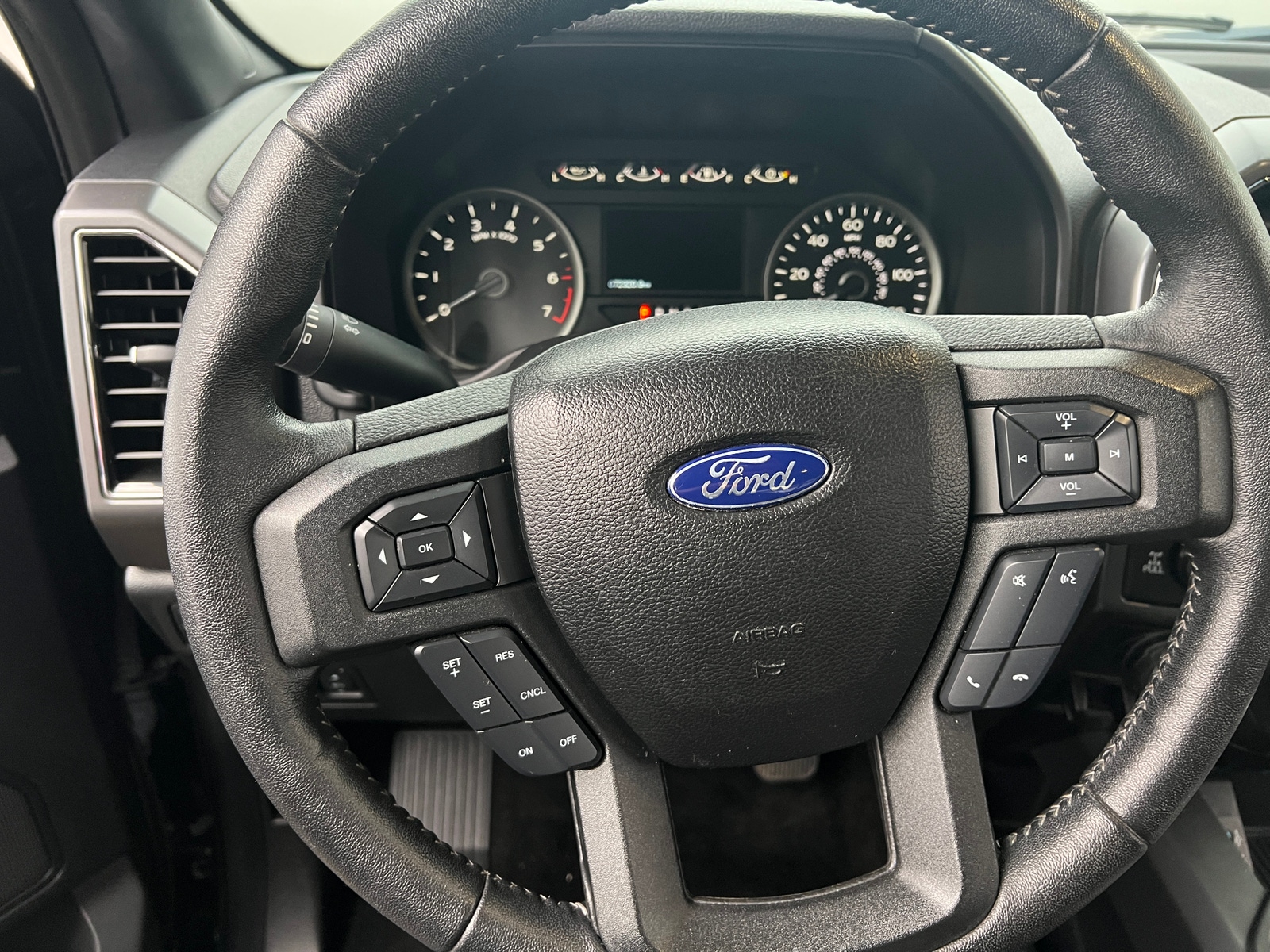 Thumbnail: 2018 Ford Econoline - 5