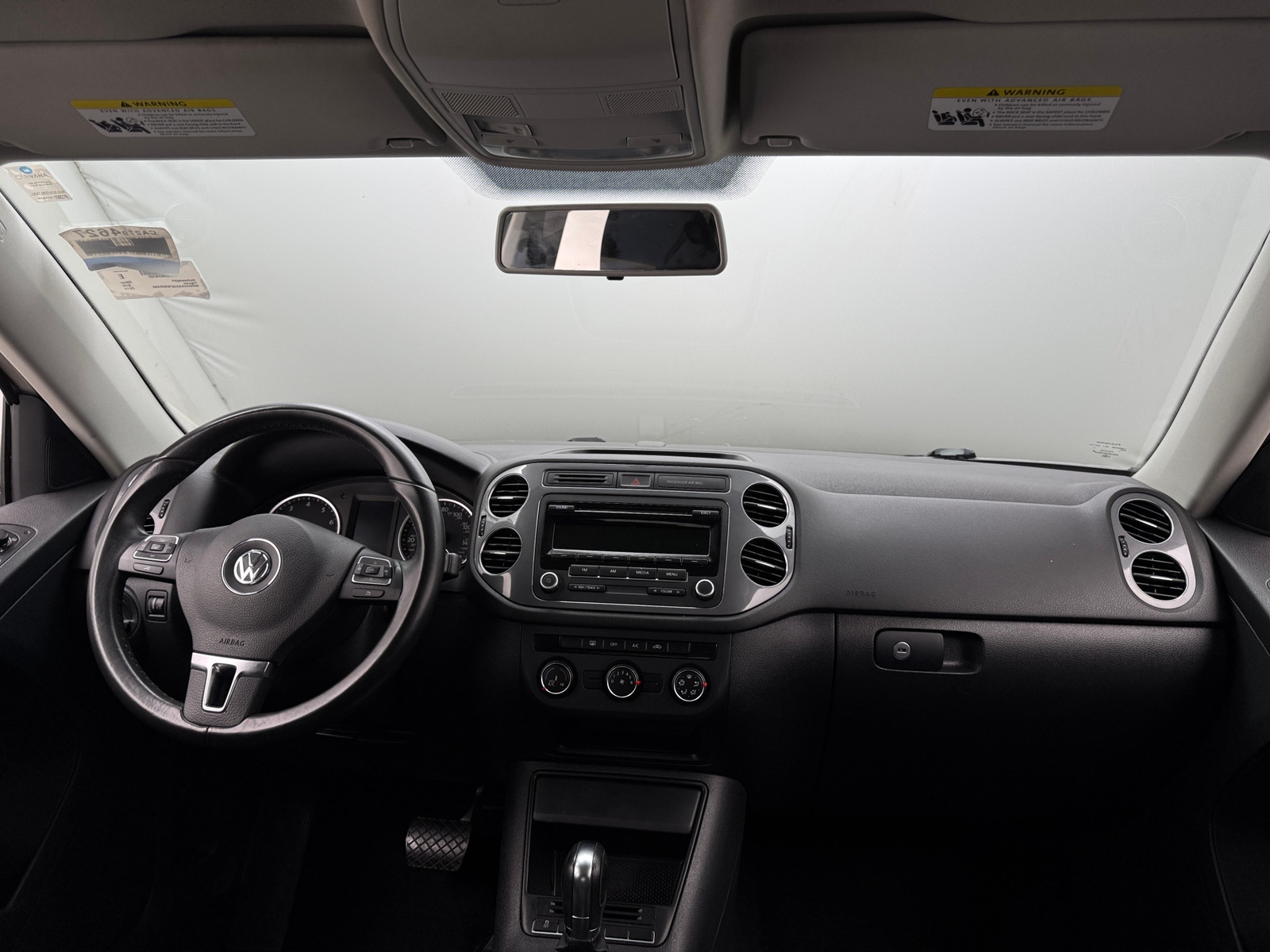 Thumbnail: 2014 Volkswagen Tiguan - 3