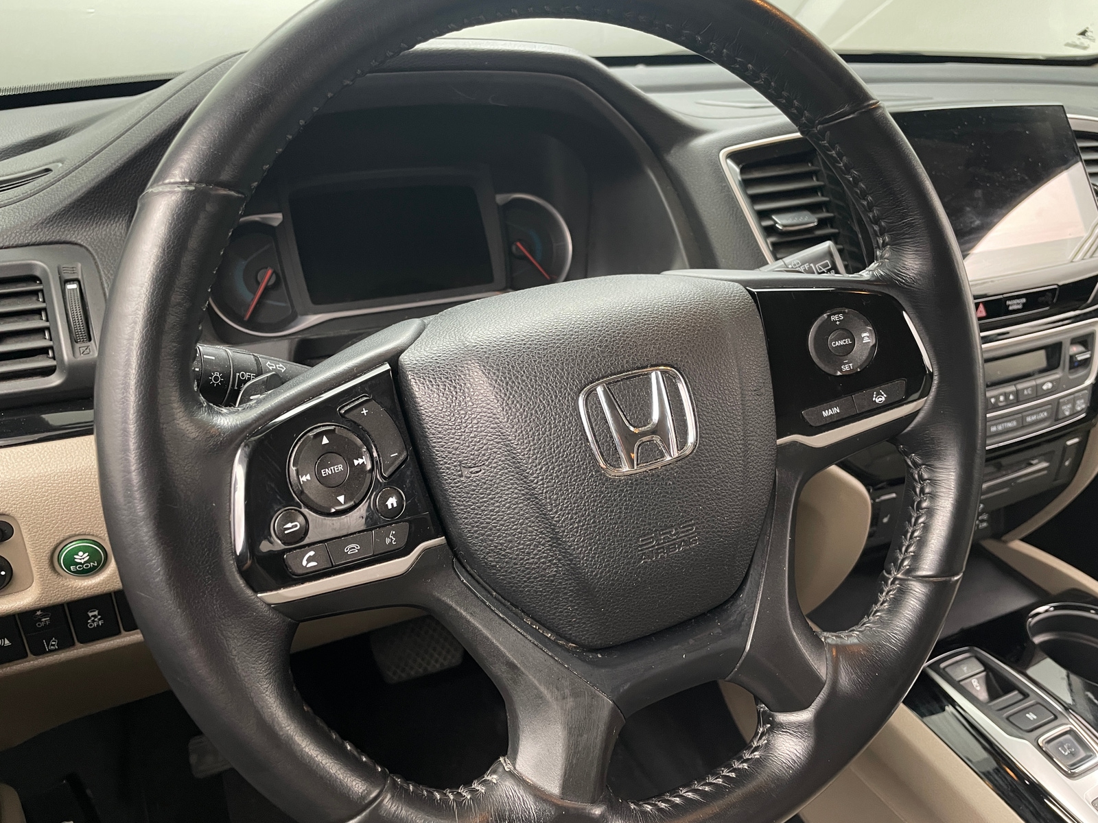 Thumbnail: 2019 Honda Pilot - 4