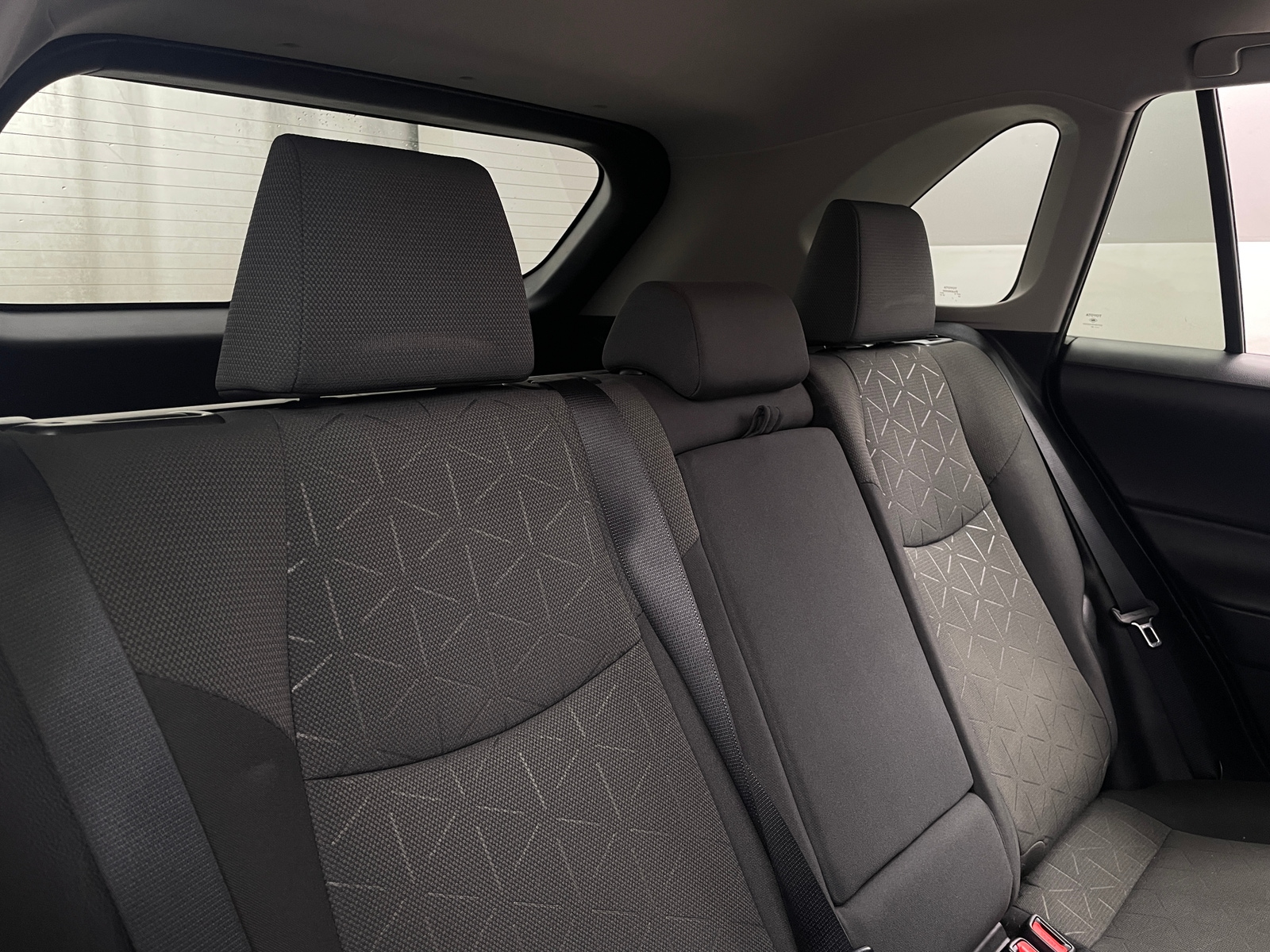 Thumbnail: 2021 Toyota RAV4 - 6