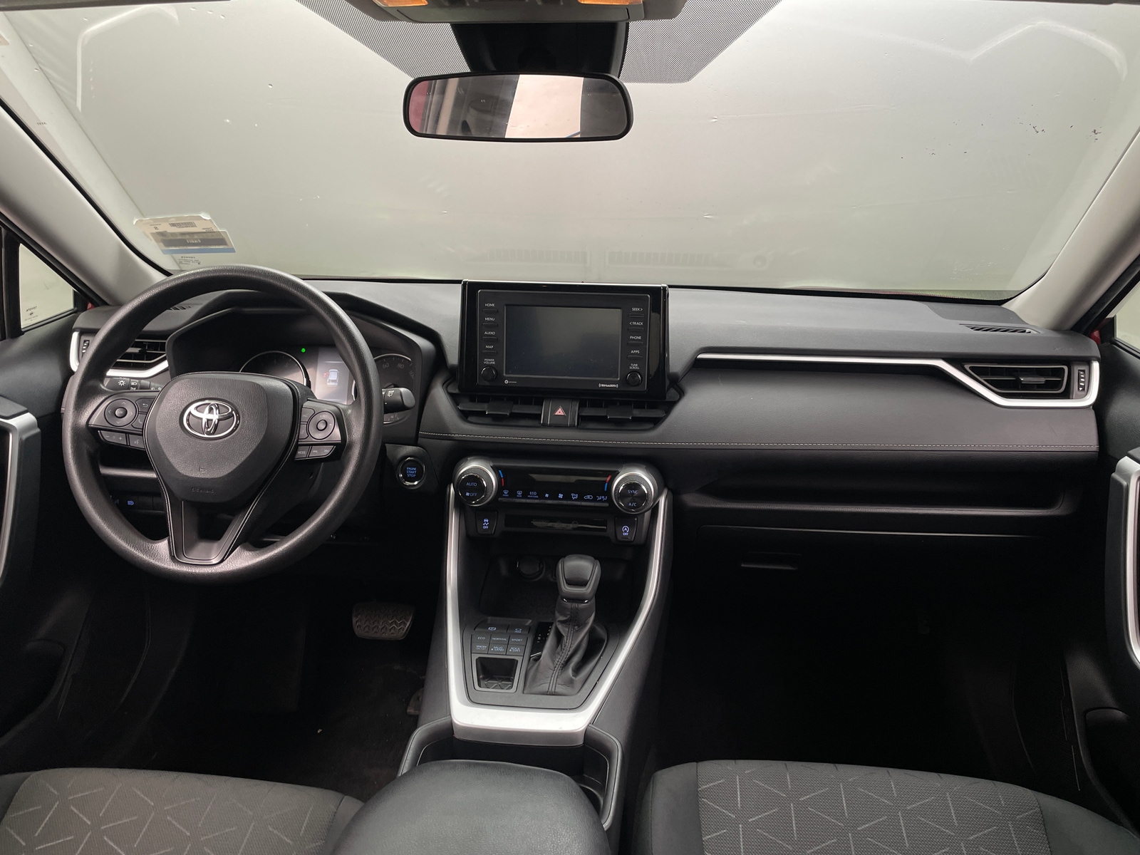 Thumbnail: 2021 Toyota RAV4 - 3
