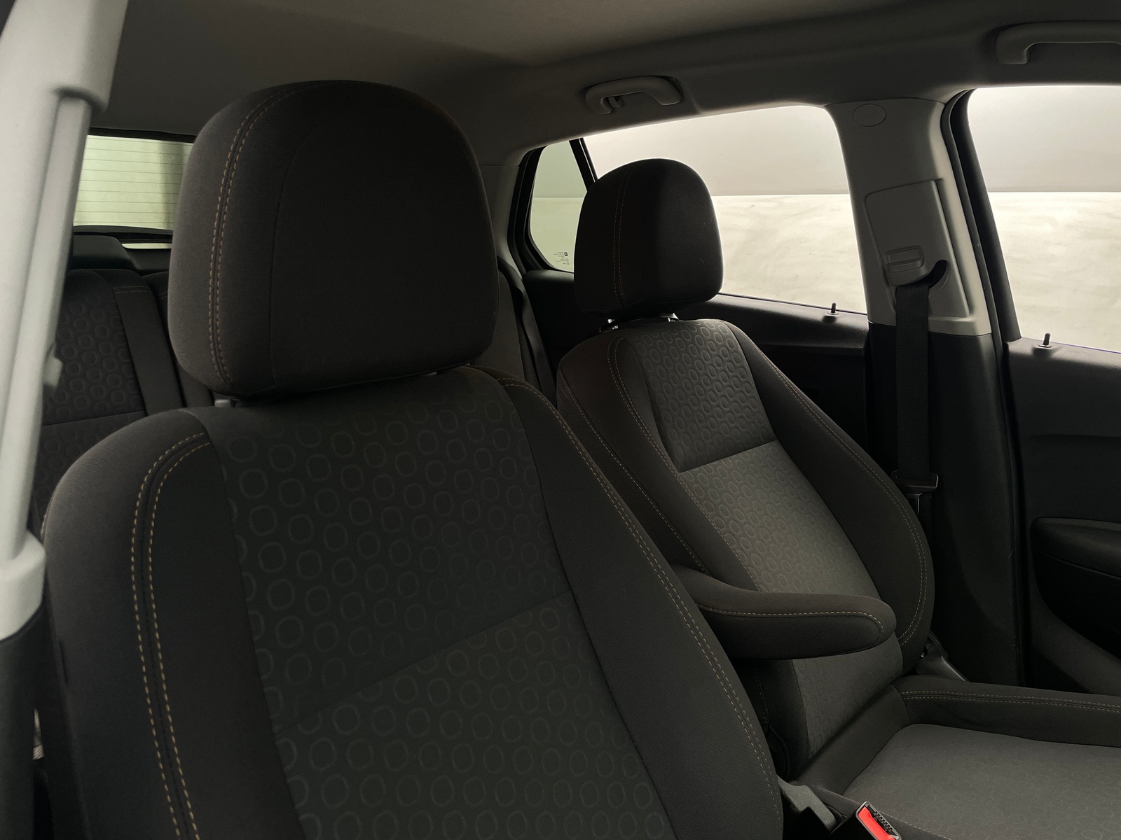 Thumbnail: 2020 Chevrolet Trax - 2