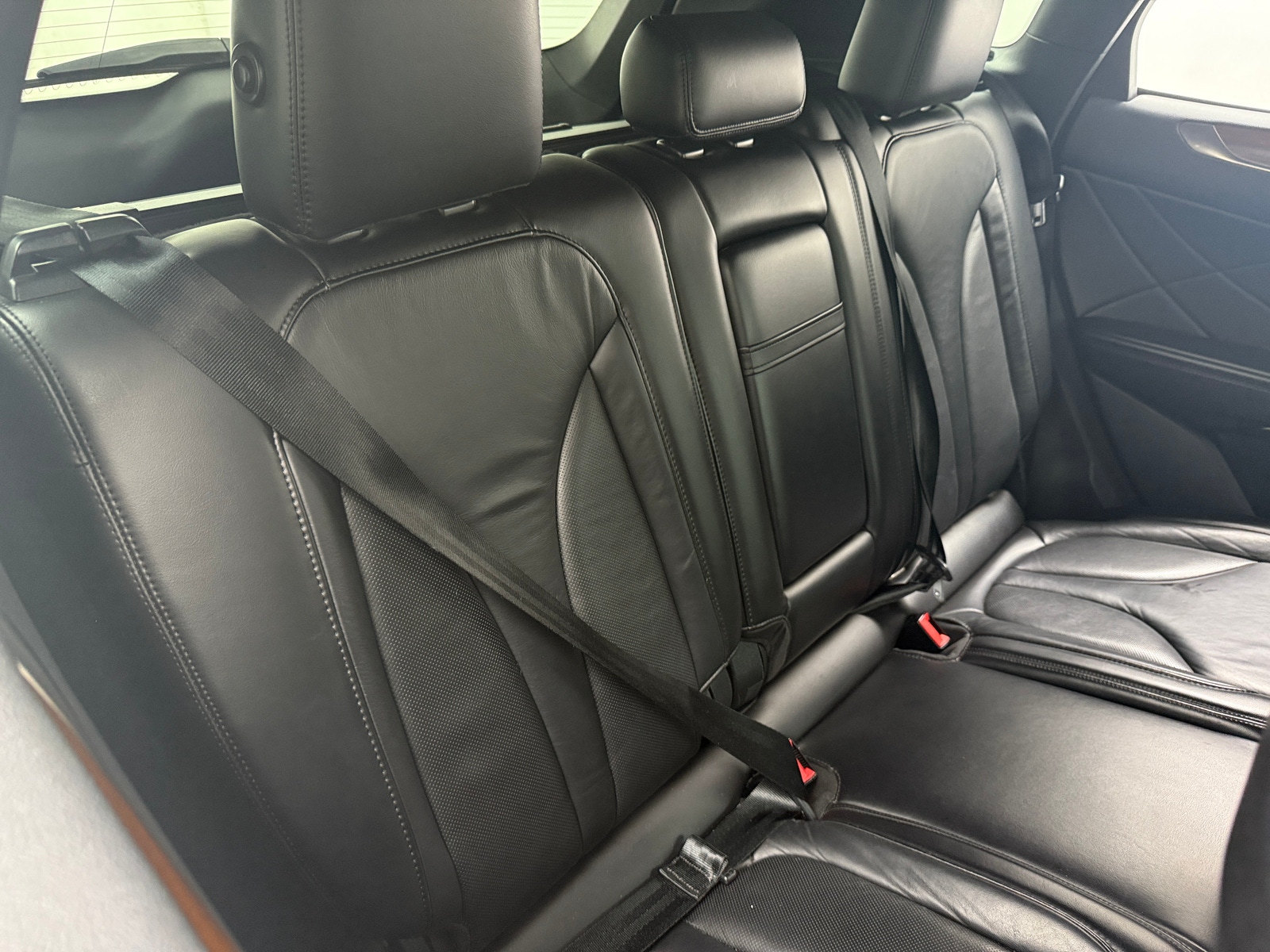 Thumbnail: 2017 Lincoln MKC - 5