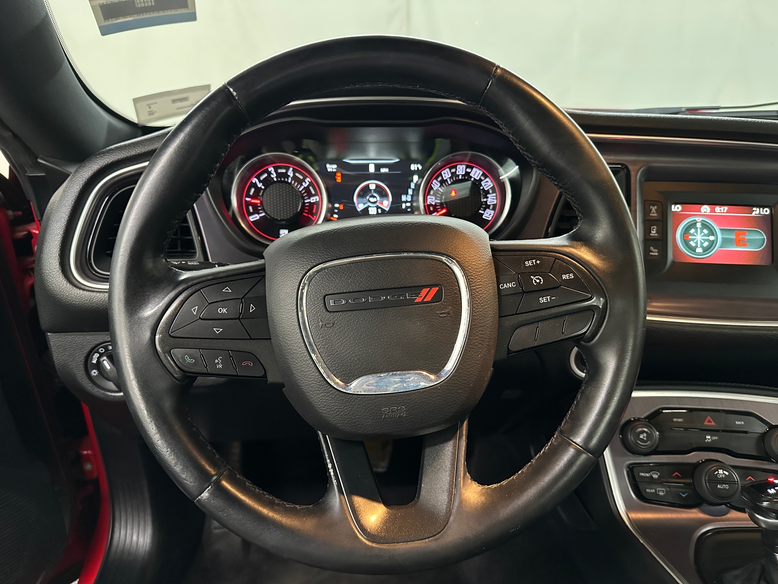 Thumbnail: 2016 Dodge Challenger - 4