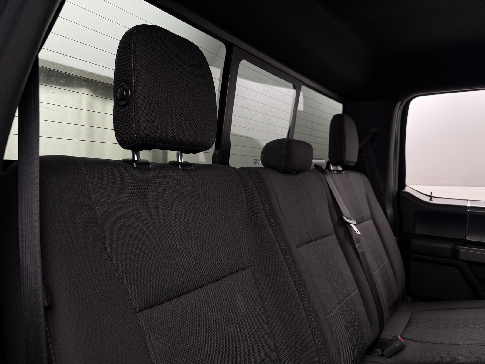 Thumbnail: 2019 Ford Econoline - 6