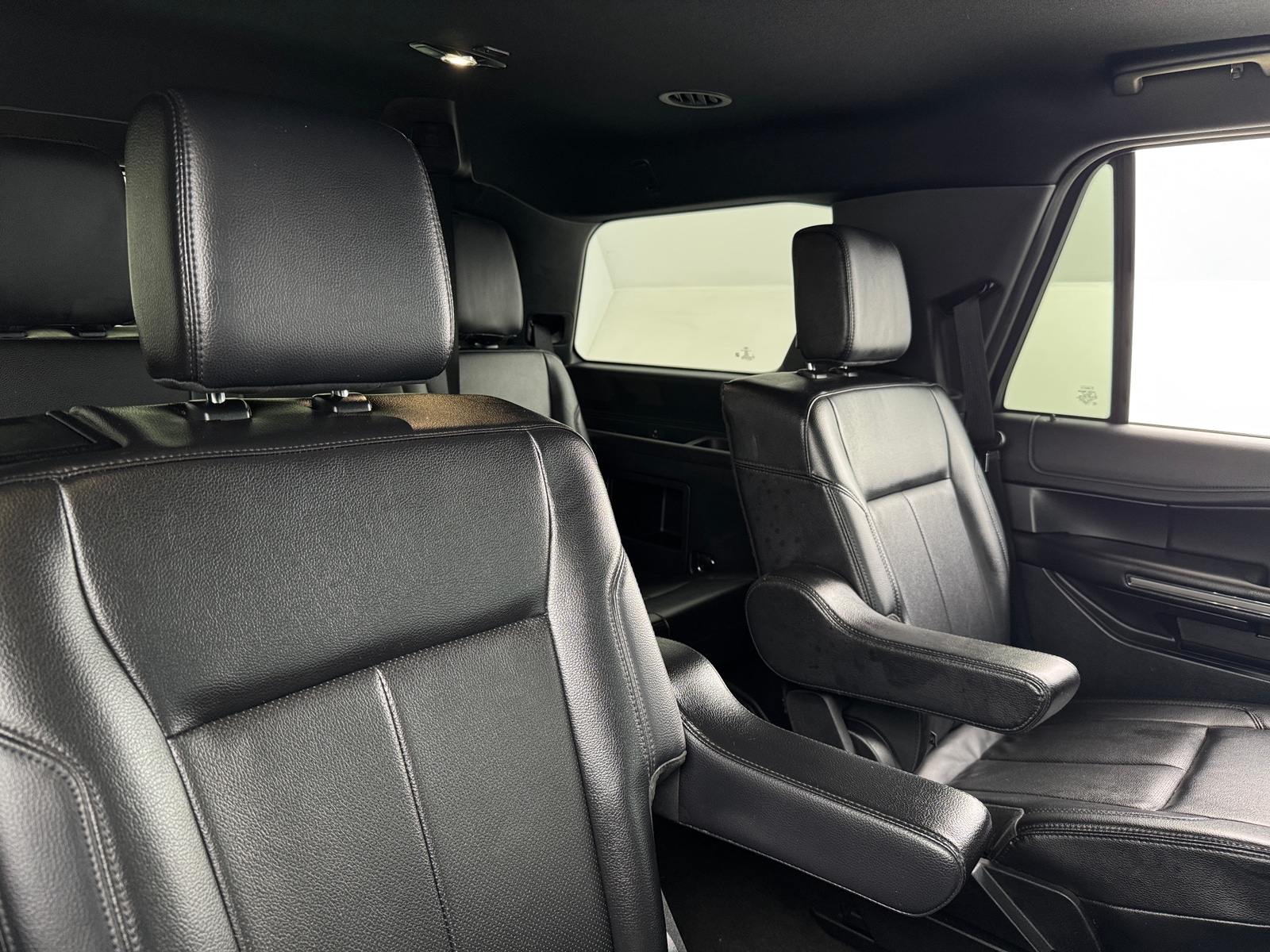 Thumbnail: 2021 Ford Expedition - 5