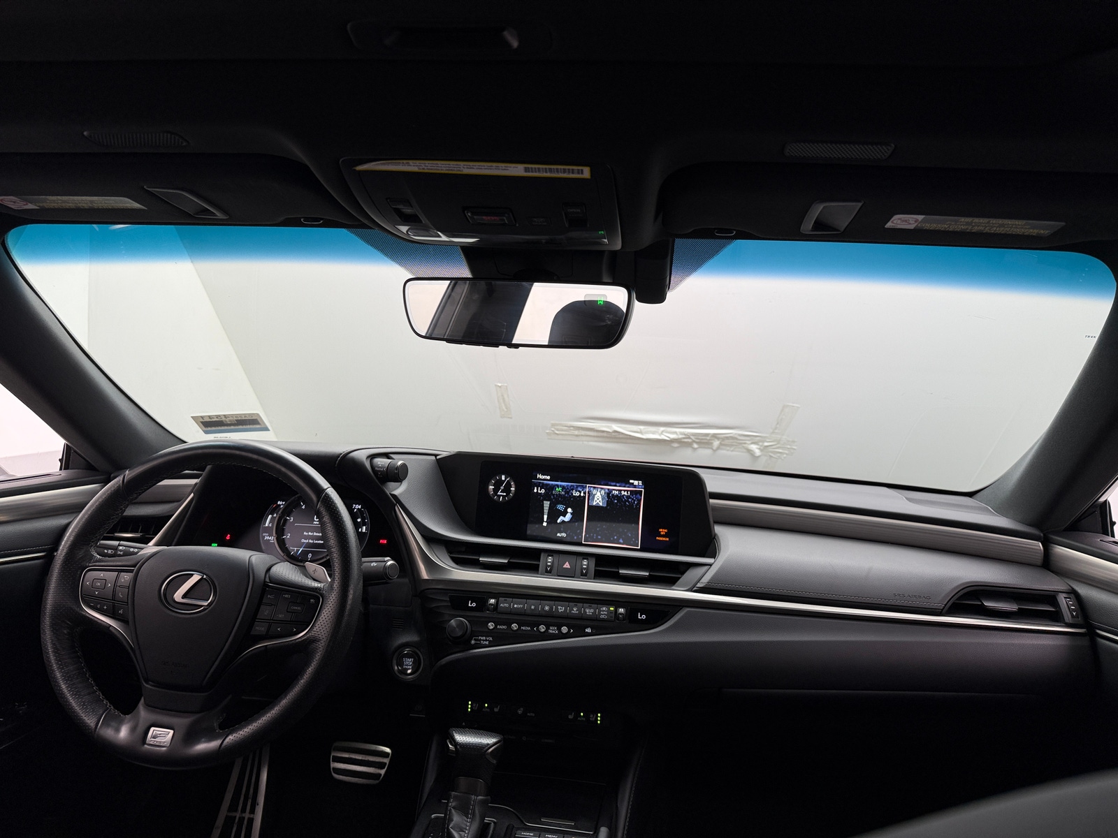 Thumbnail: 2019 Lexus ES - 3