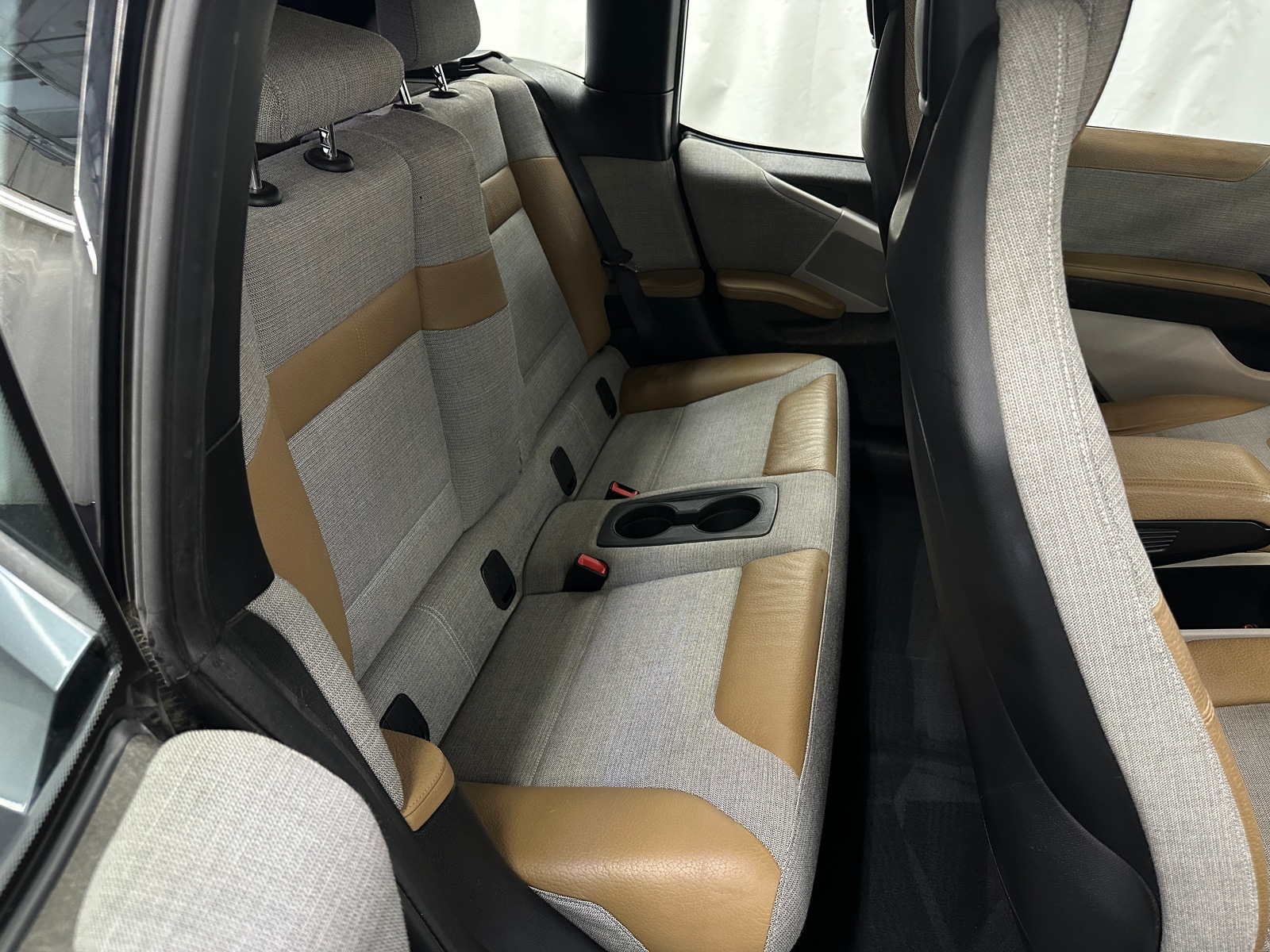 Thumbnail: 2016 BMW i3 - 6