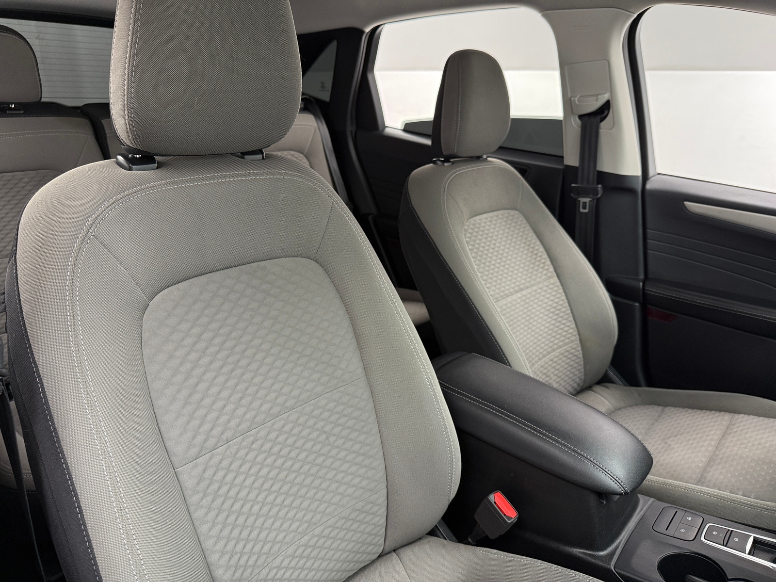 Thumbnail: 2022 Ford Escape - 2