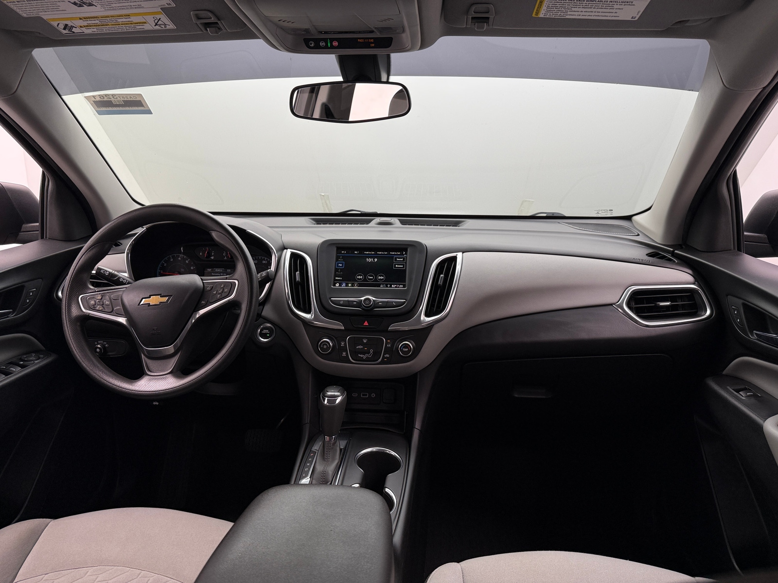 Thumbnail: 2019 Chevrolet Equinox - 3