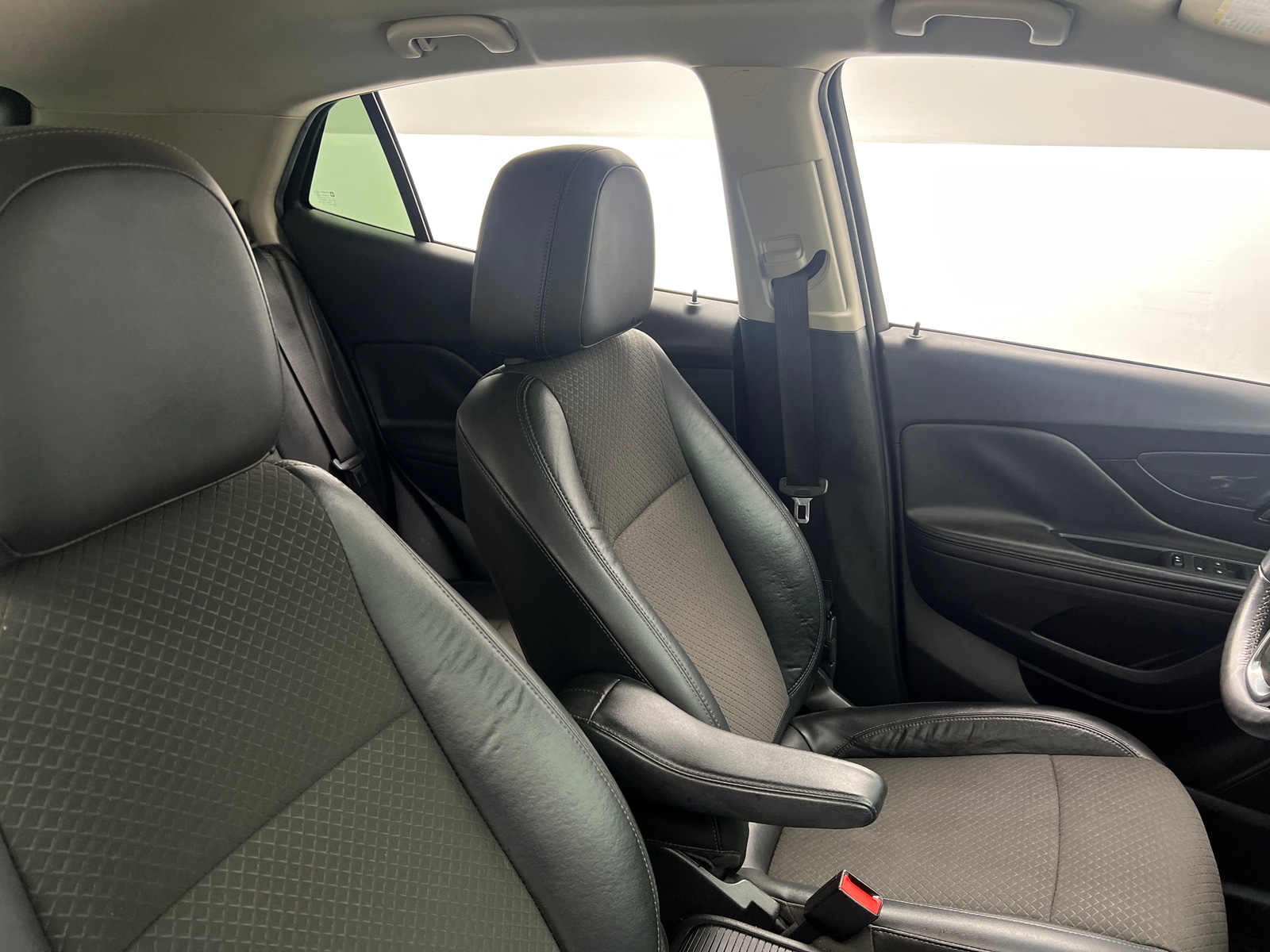 Thumbnail: 2017 Buick Encore - 2