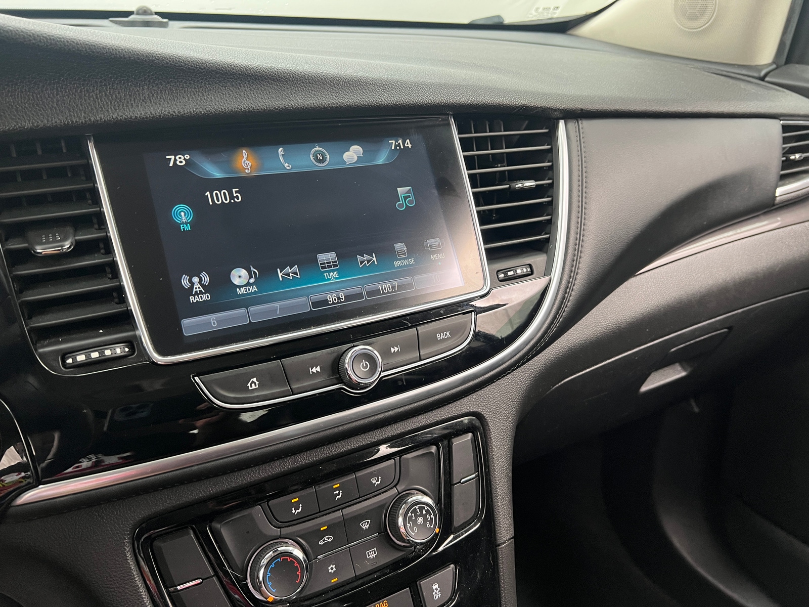 Thumbnail: 2017 Buick Encore - 4