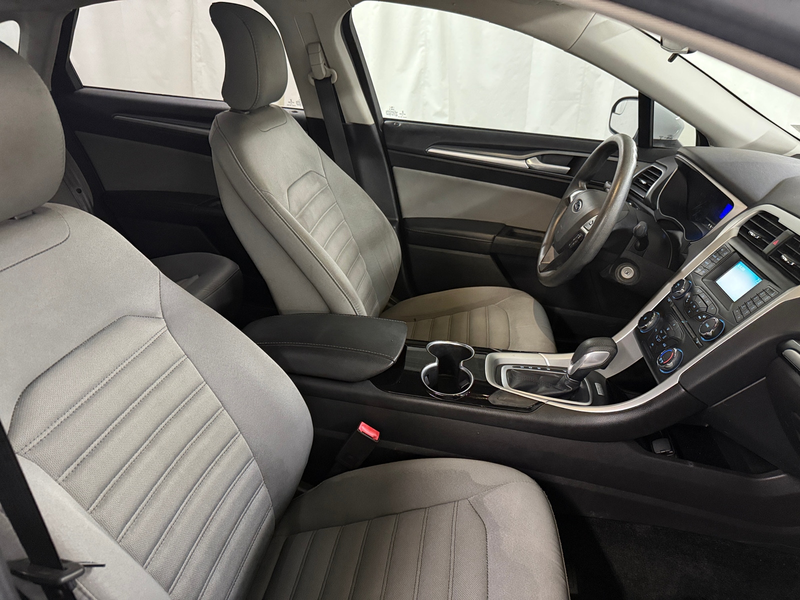 Thumbnail: 2015 Ford Fusion - 2