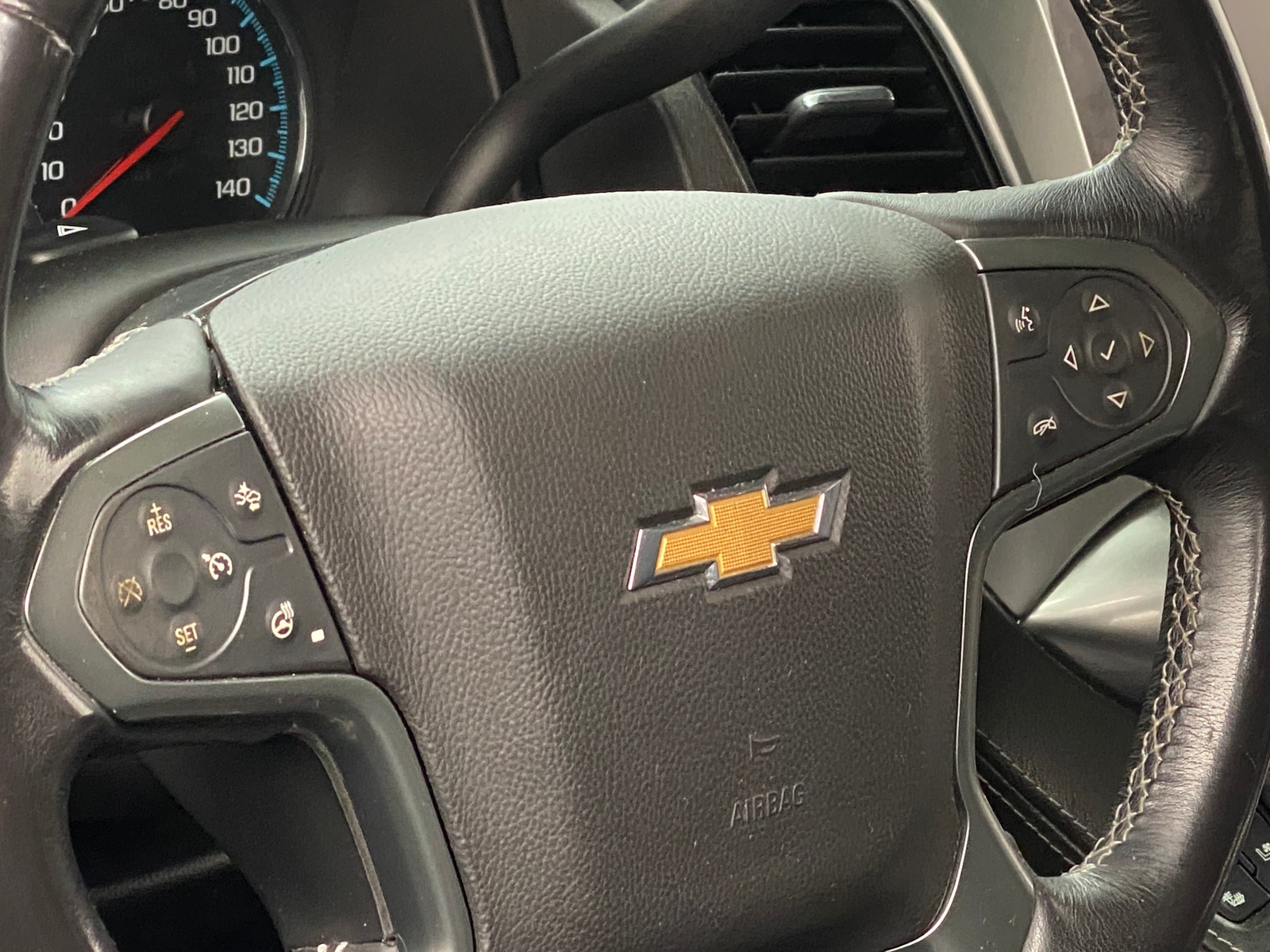 Thumbnail: 2020 Chevrolet Tahoe - 4