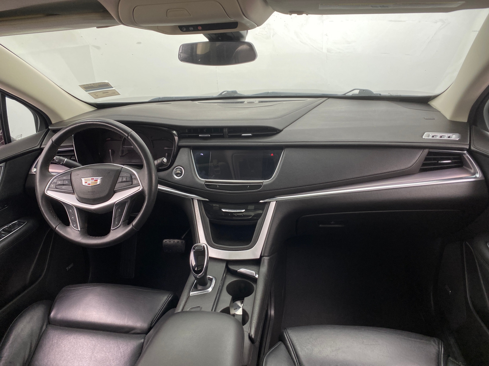 Thumbnail: 2017 Cadillac XT5 - 2