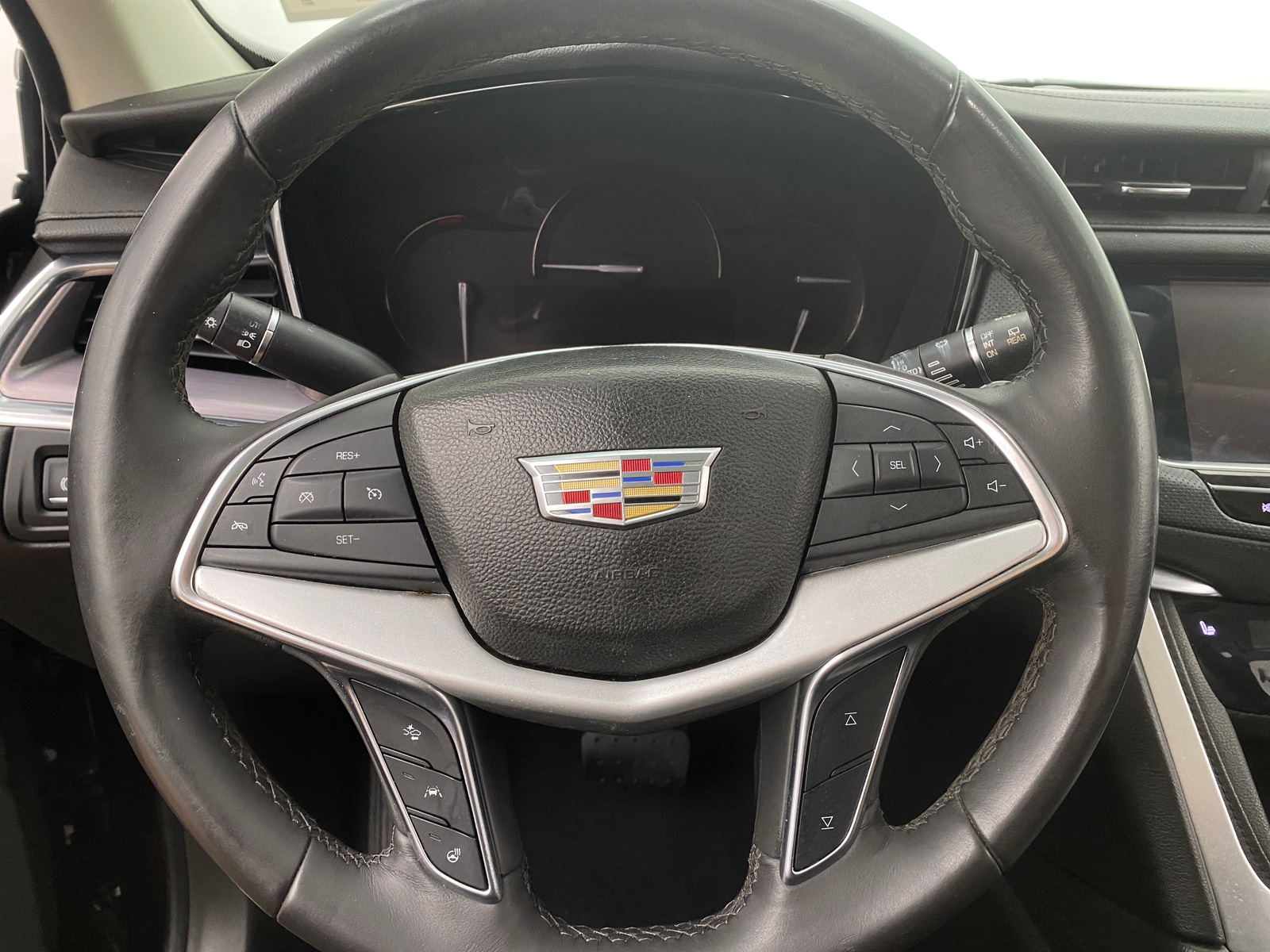 Thumbnail: 2017 Cadillac XT5 - 4
