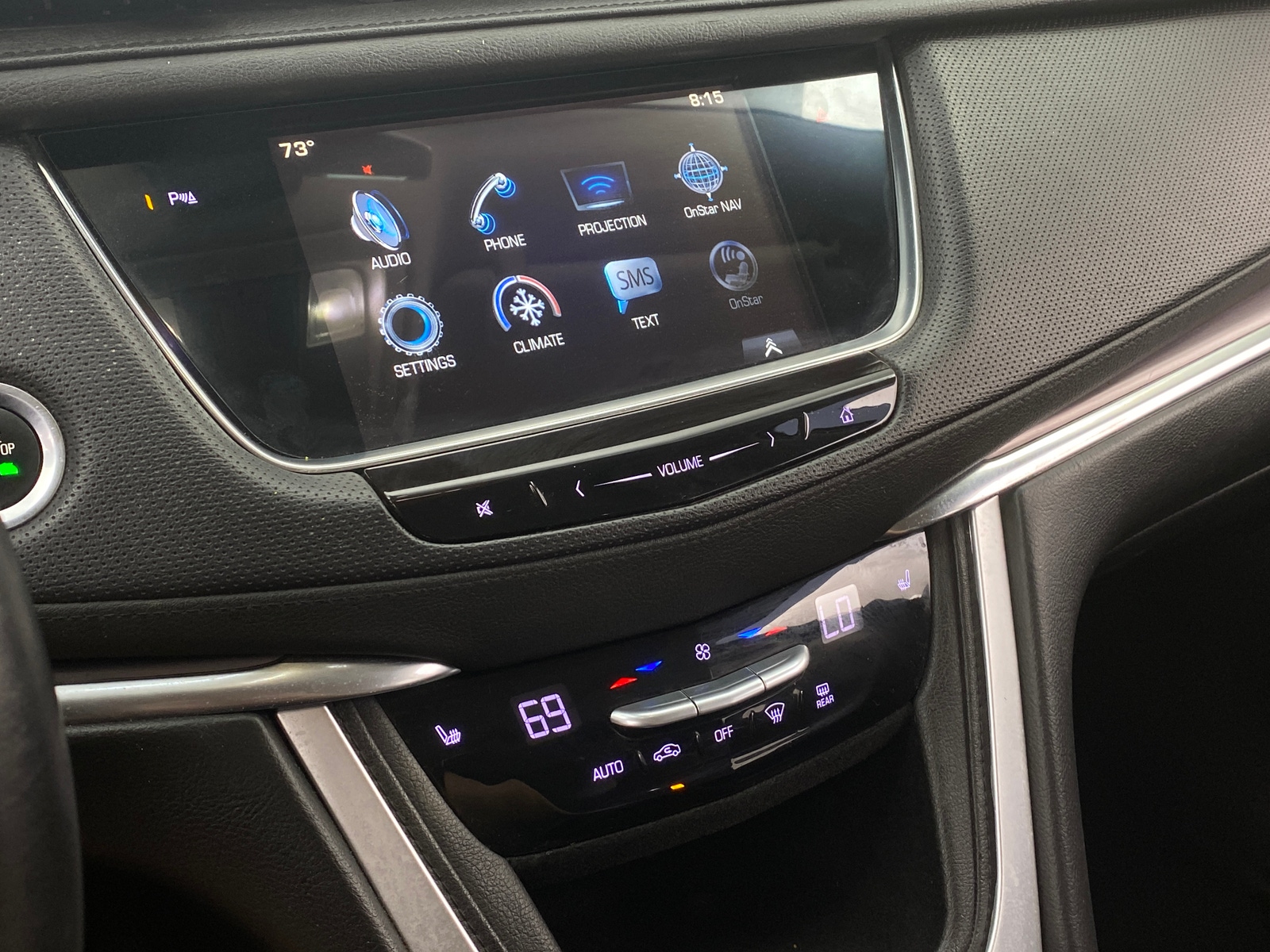 Thumbnail: 2017 Cadillac XT5 - 3