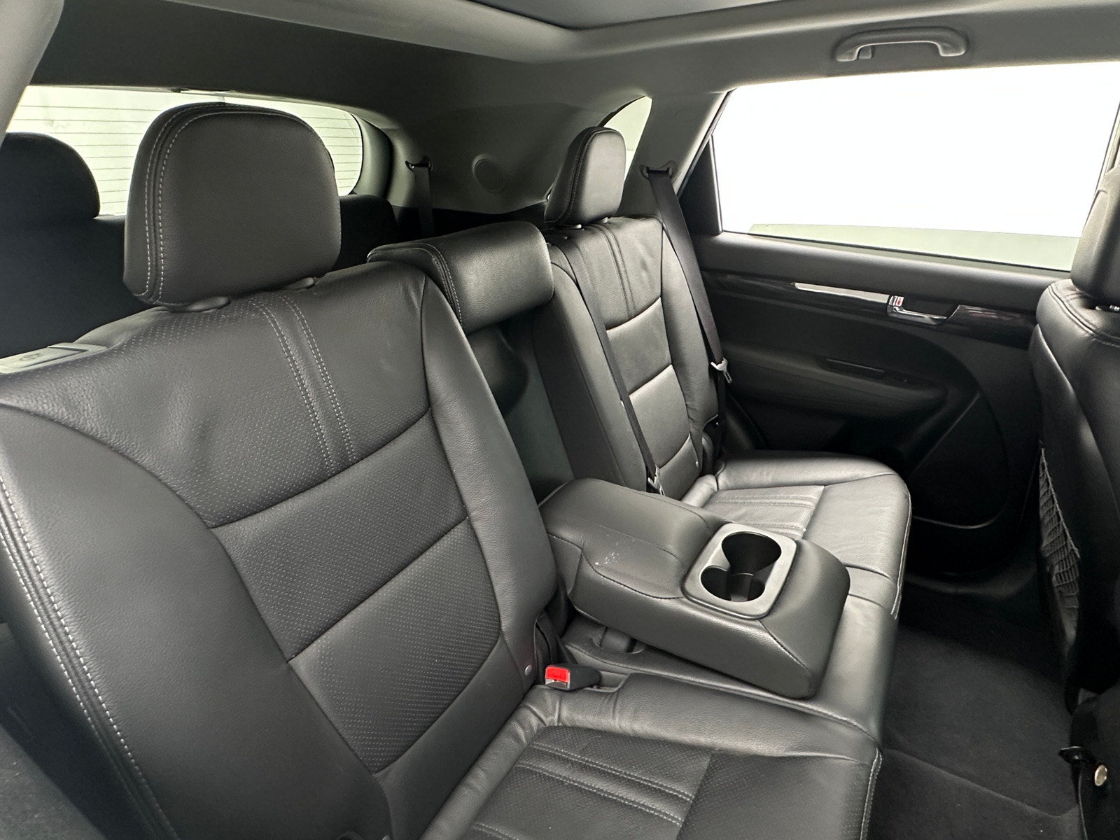 Thumbnail: 2013 Kia Sorento - 5