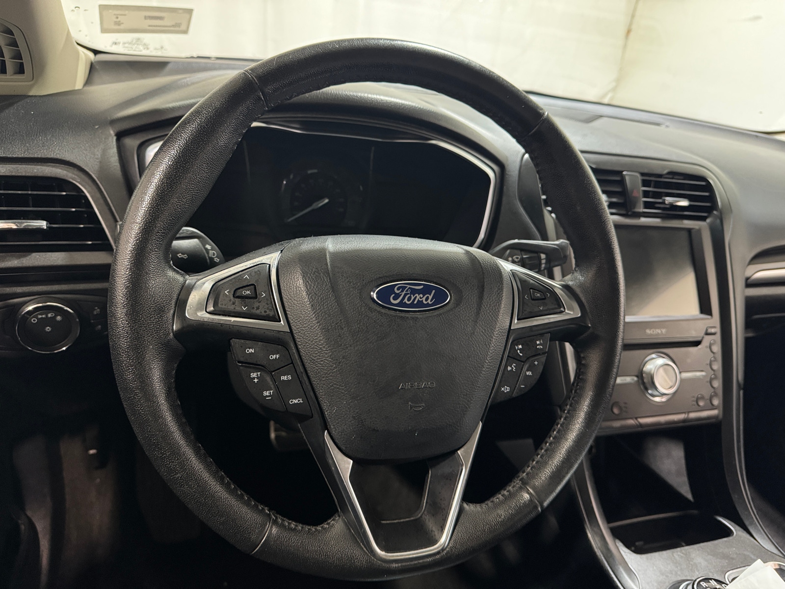 Thumbnail: 2017 Ford Fusion - 4