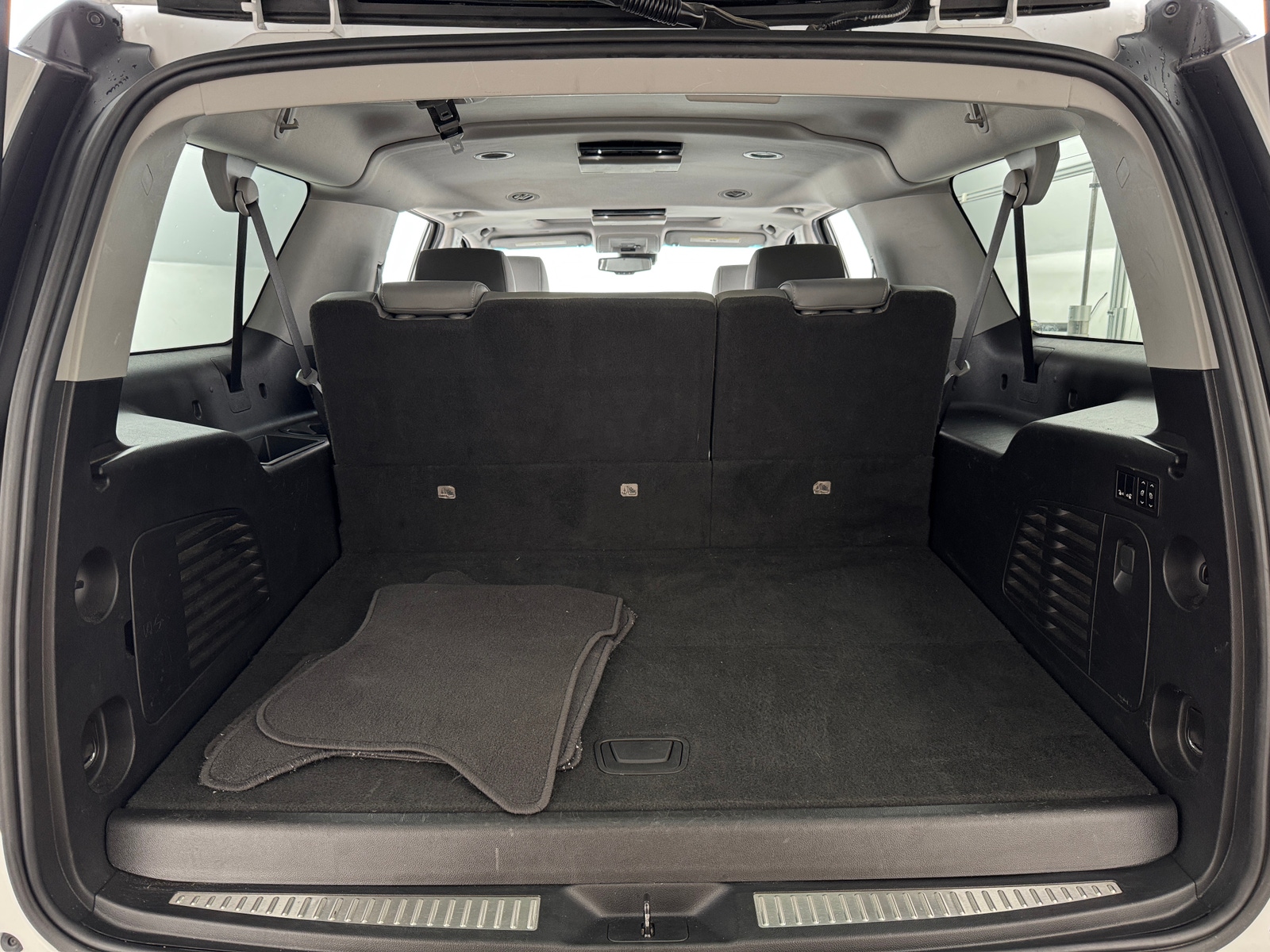 Thumbnail: 2020 Chevrolet Suburban - 6