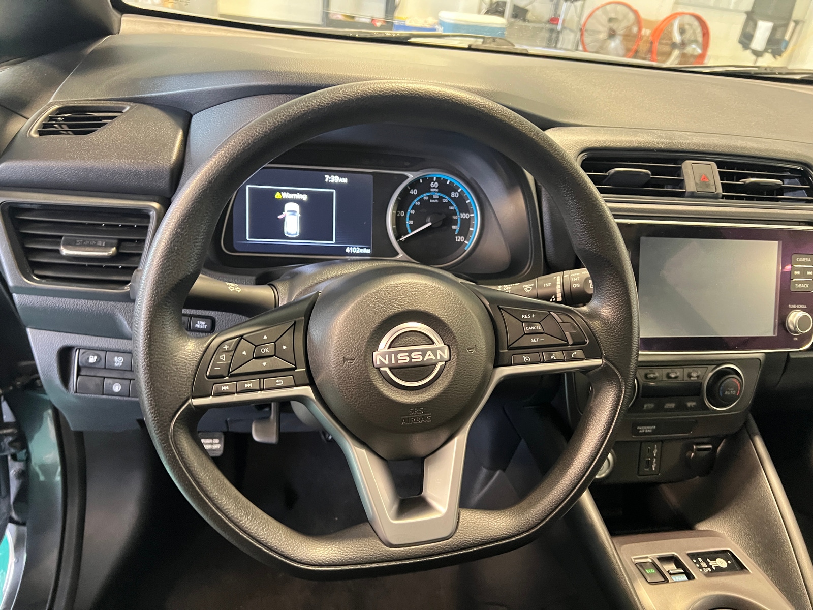 Thumbnail: 2023 Nissan Leaf - 5