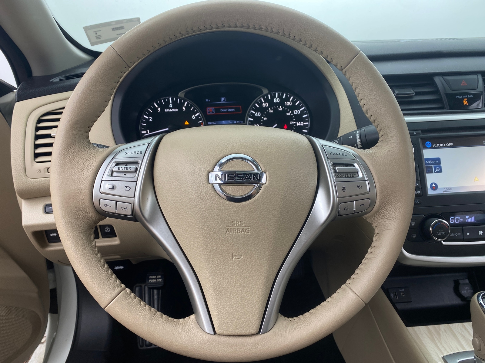 Thumbnail: 2017 Nissan Altima - 4