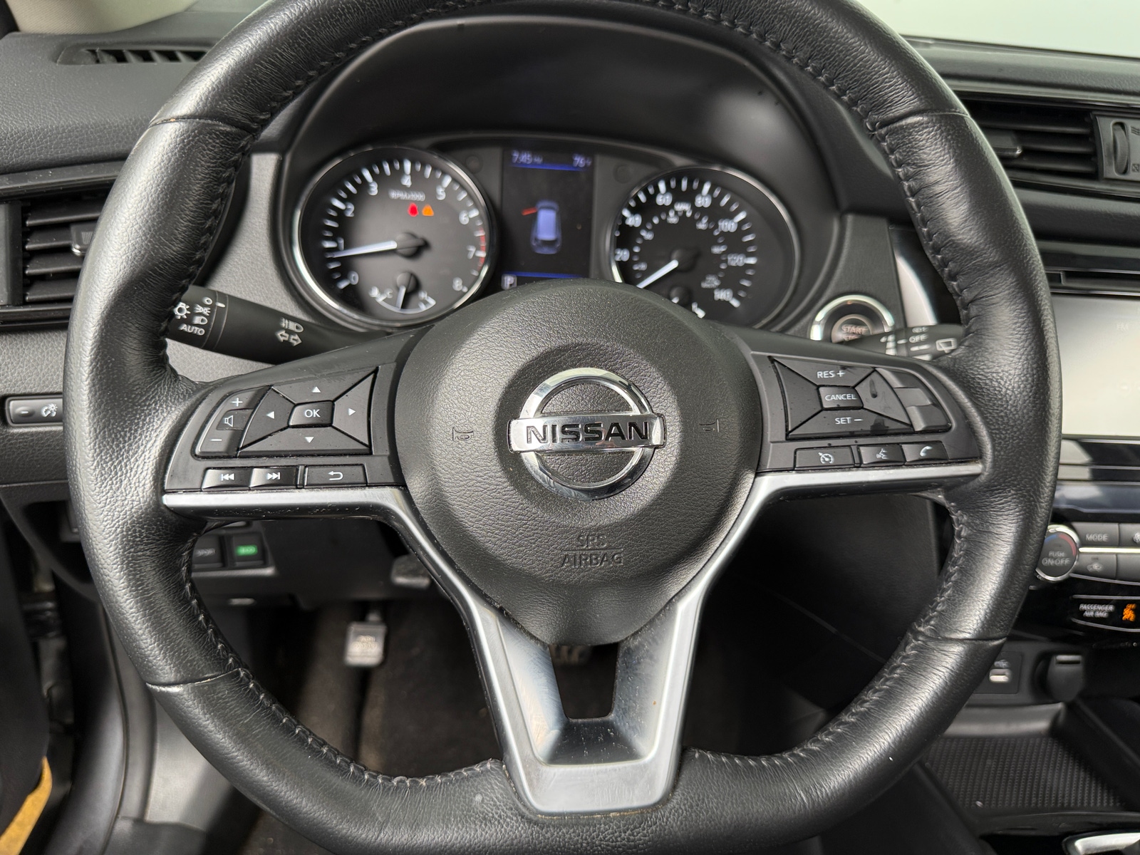 Thumbnail: 2018 Nissan Rogue - 5