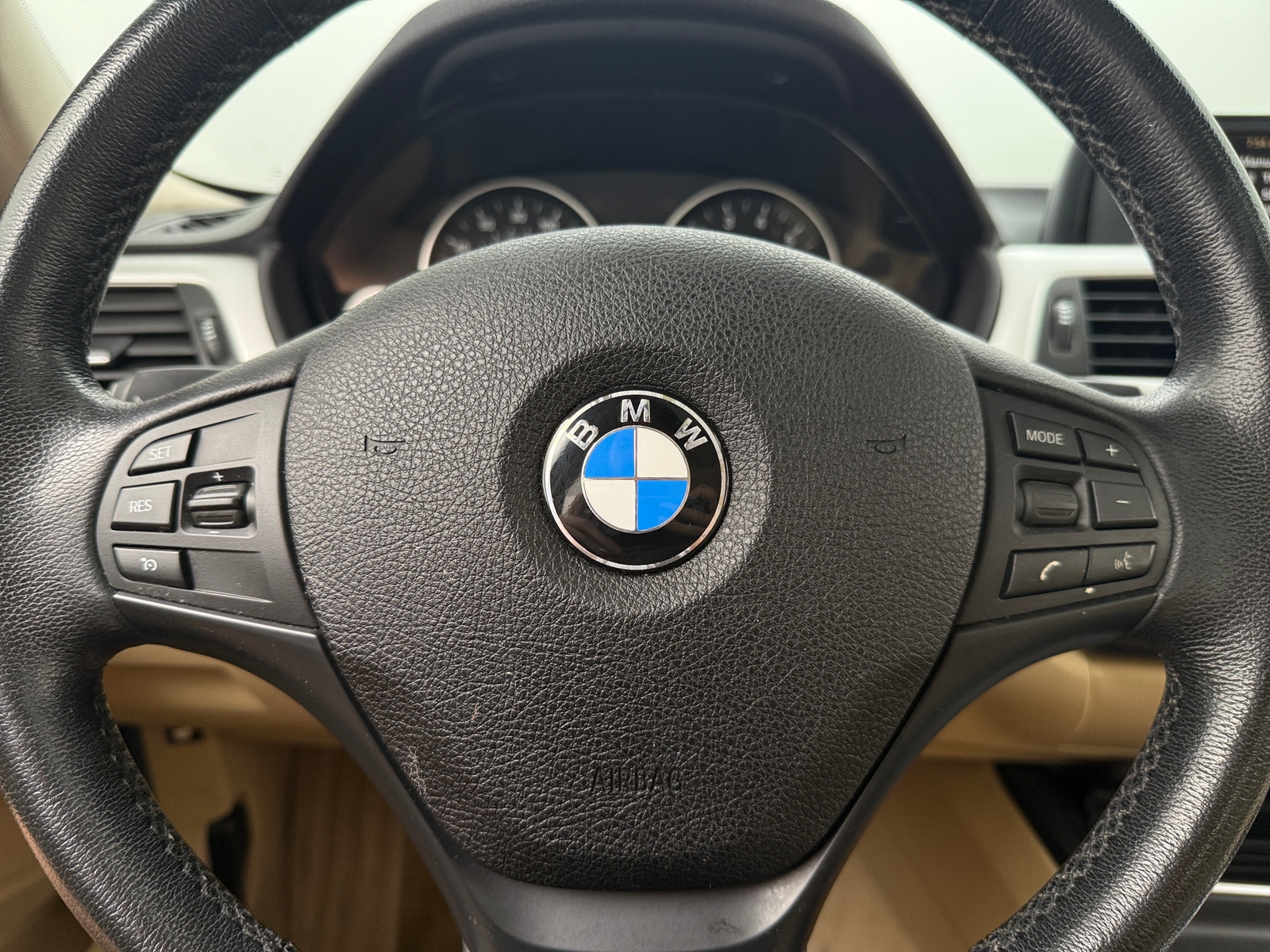 Thumbnail: 2013 BMW 3 Series - 4