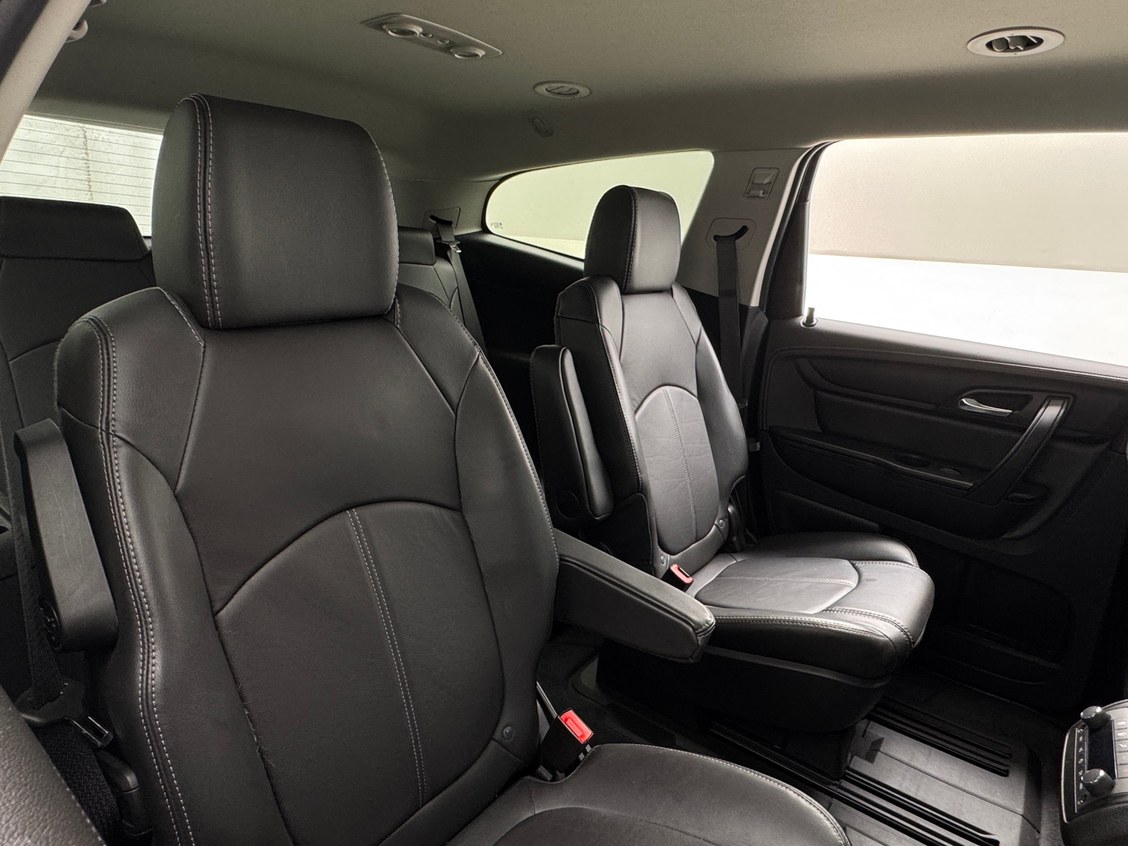 Thumbnail: 2017 Chevrolet Traverse - 5