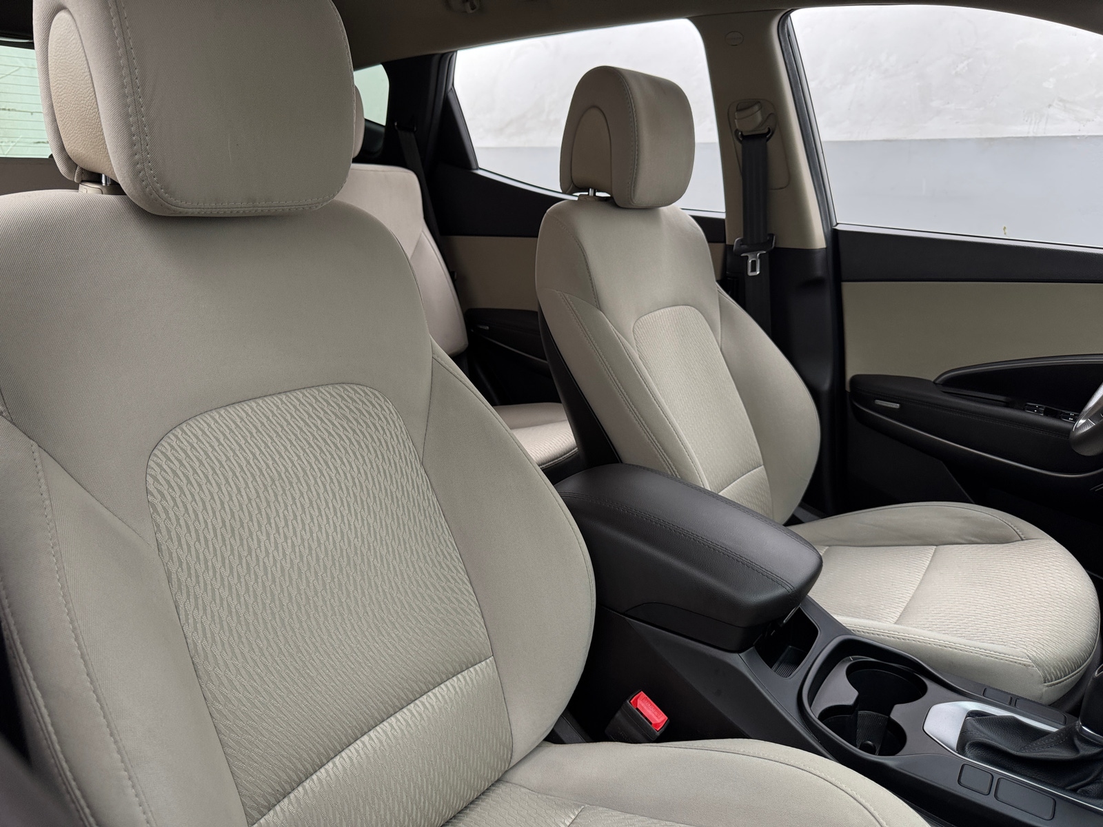 Thumbnail: 2017 Hyundai Santa Fe - 2